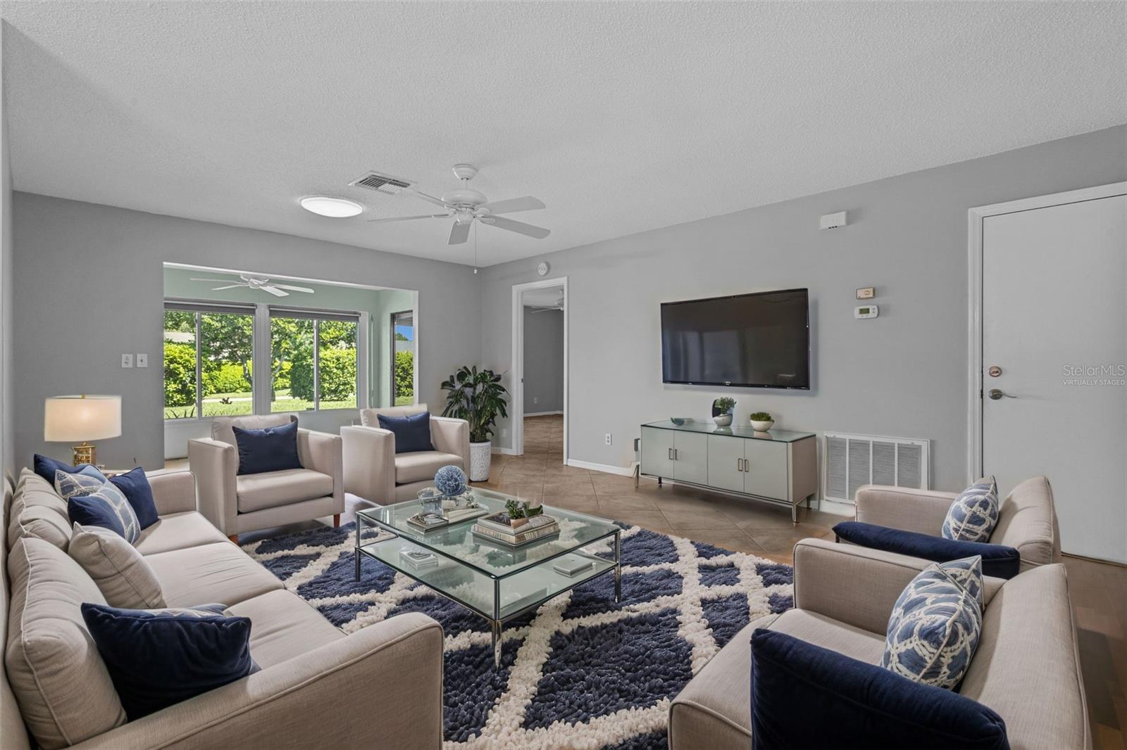 Image 5 of 17 For 2411 Lancaster Drive