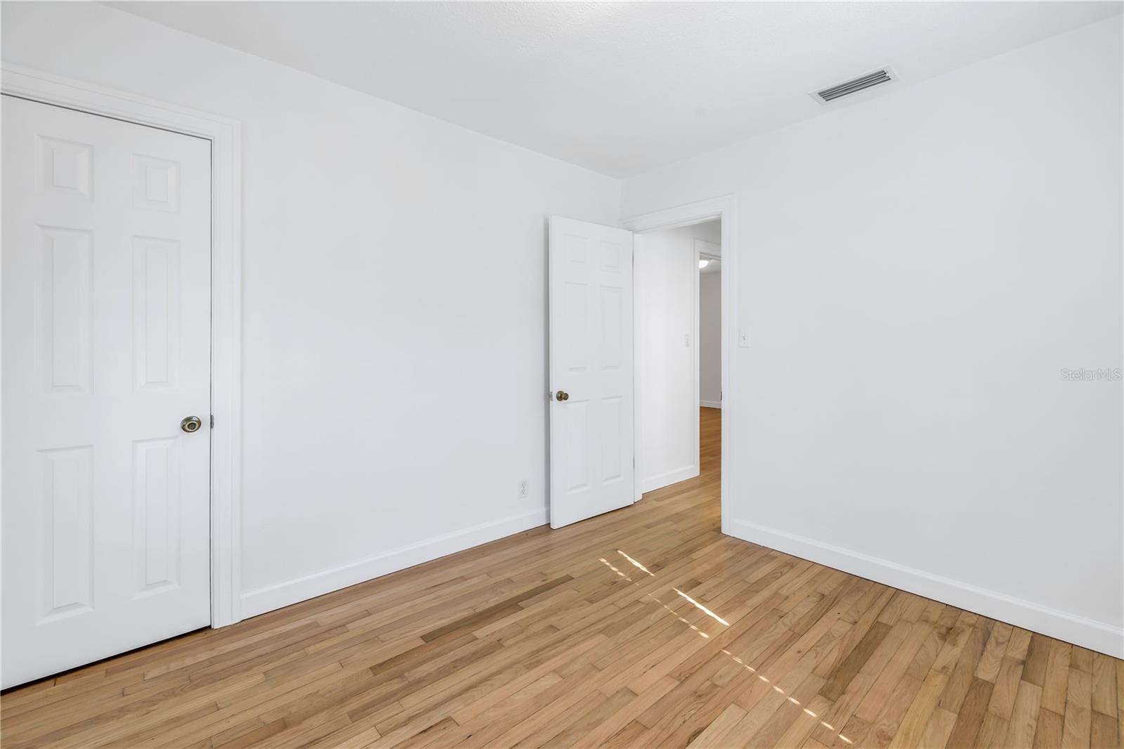 Image 10 of 16 For 3521 1st Avenue N