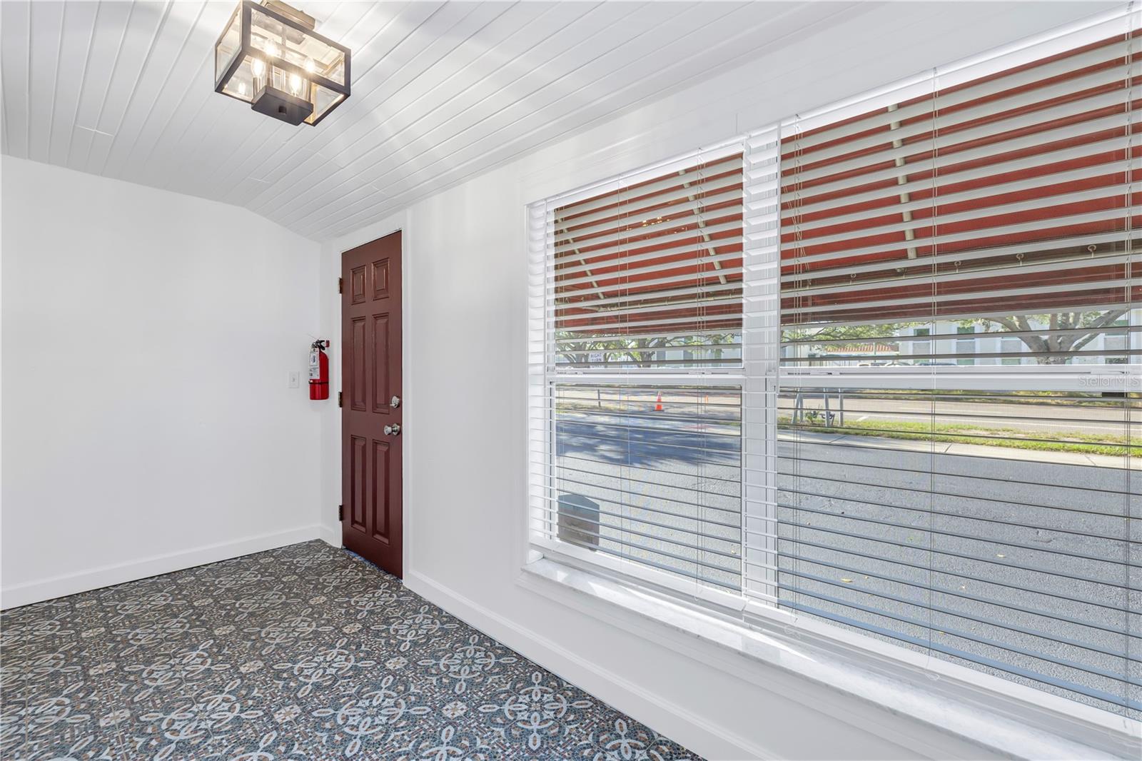 Image 5 of 16 For 3521 1st Avenue N