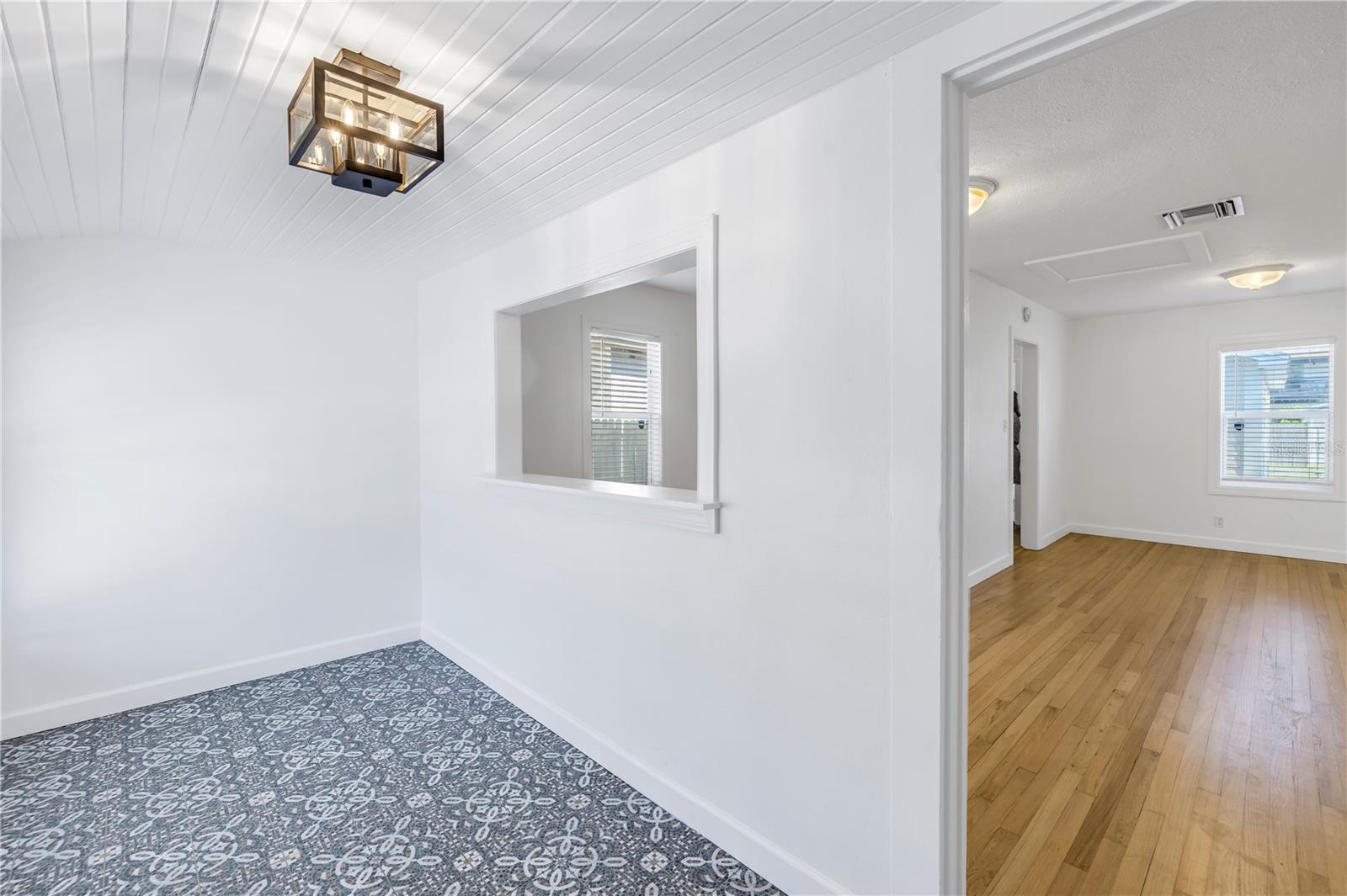 Image 6 of 16 For 3521 1st Avenue N