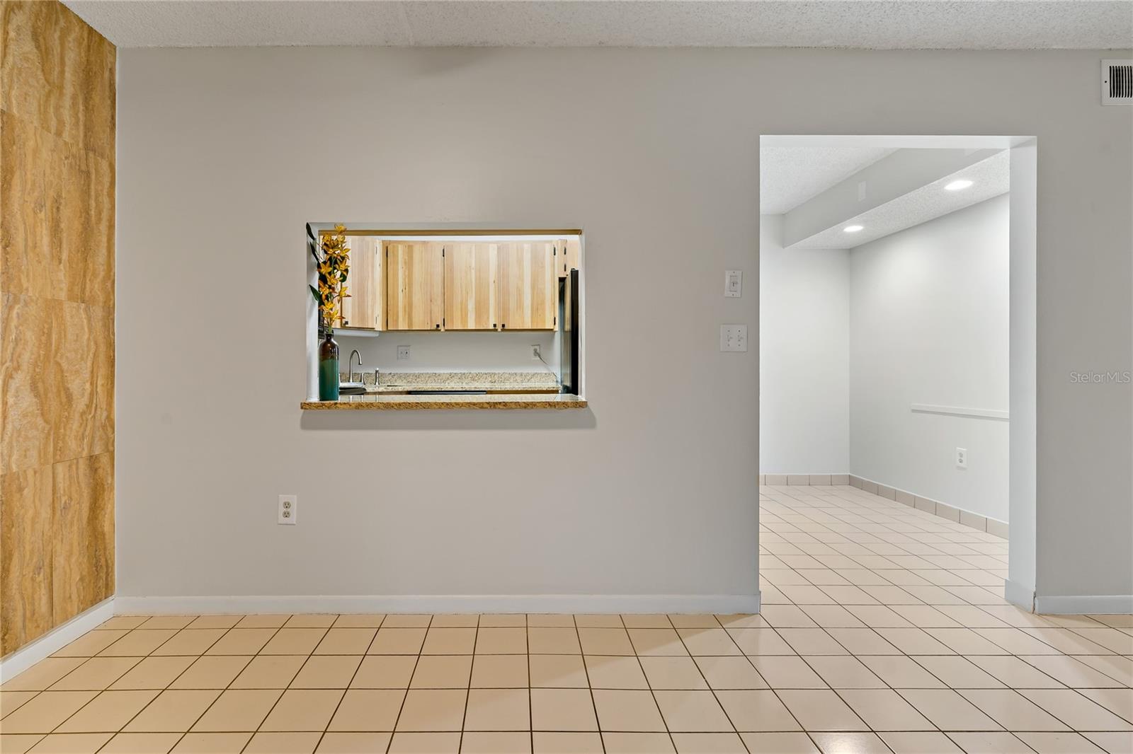 Image 12 of 41 For 2699 Pine Ridge Way E H1