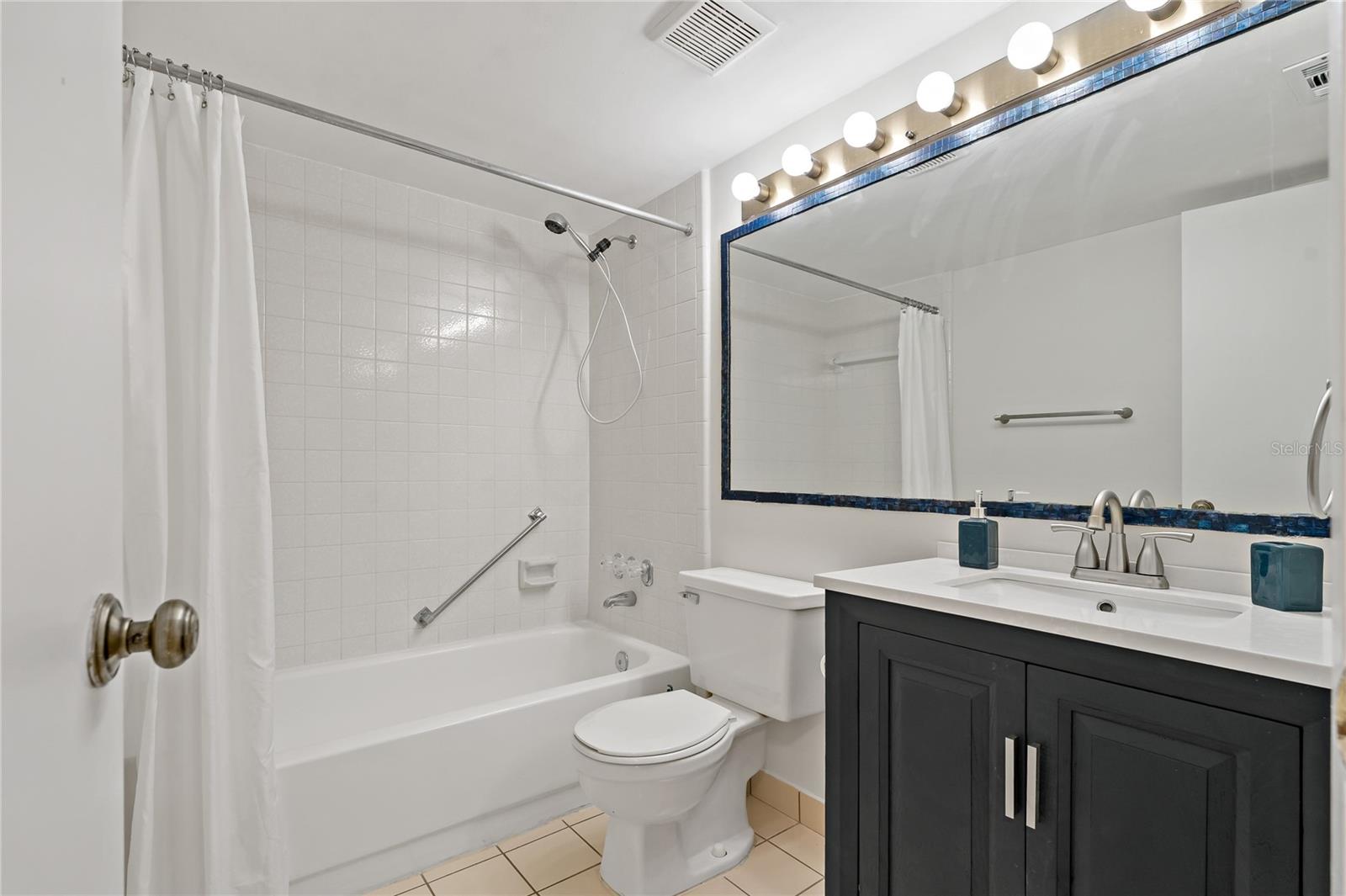 Image 22 of 41 For 2699 Pine Ridge Way E H1