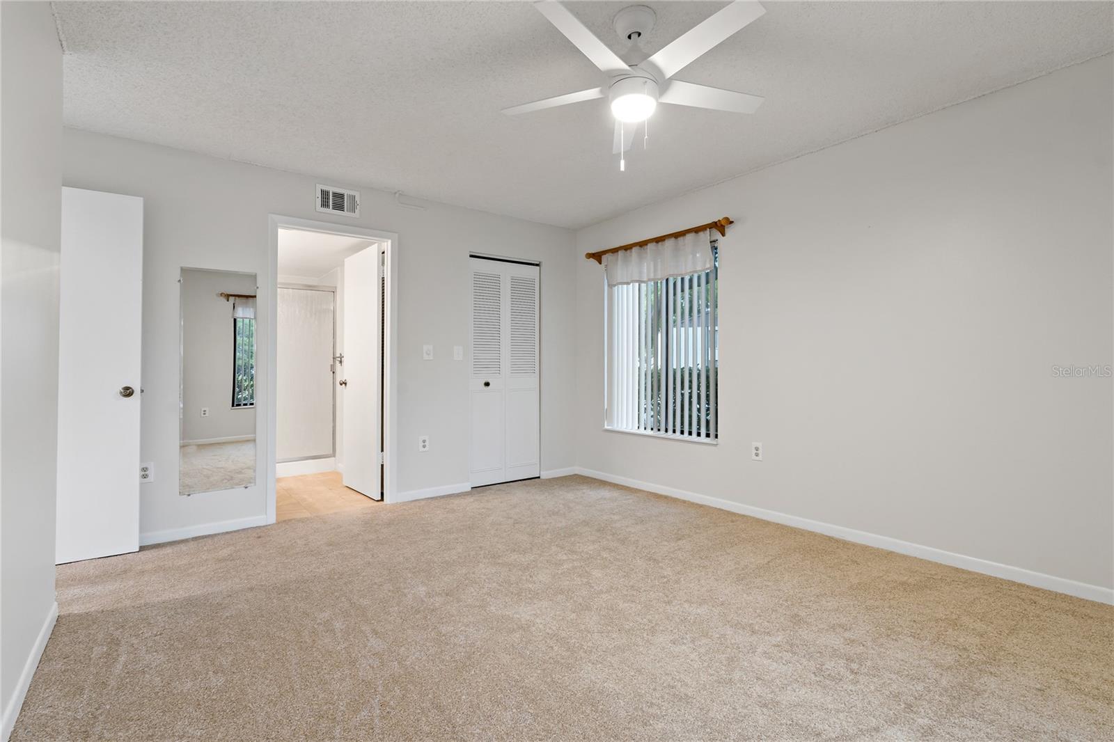 Image 25 of 41 For 2699 Pine Ridge Way E H1