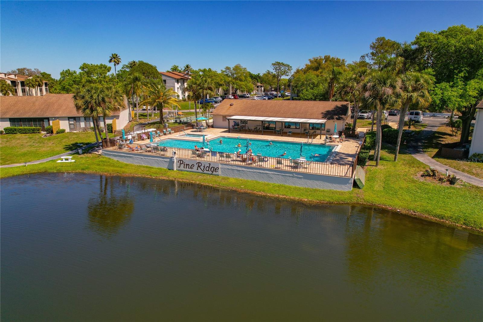 Image 34 of 41 For 2699 Pine Ridge Way E H1