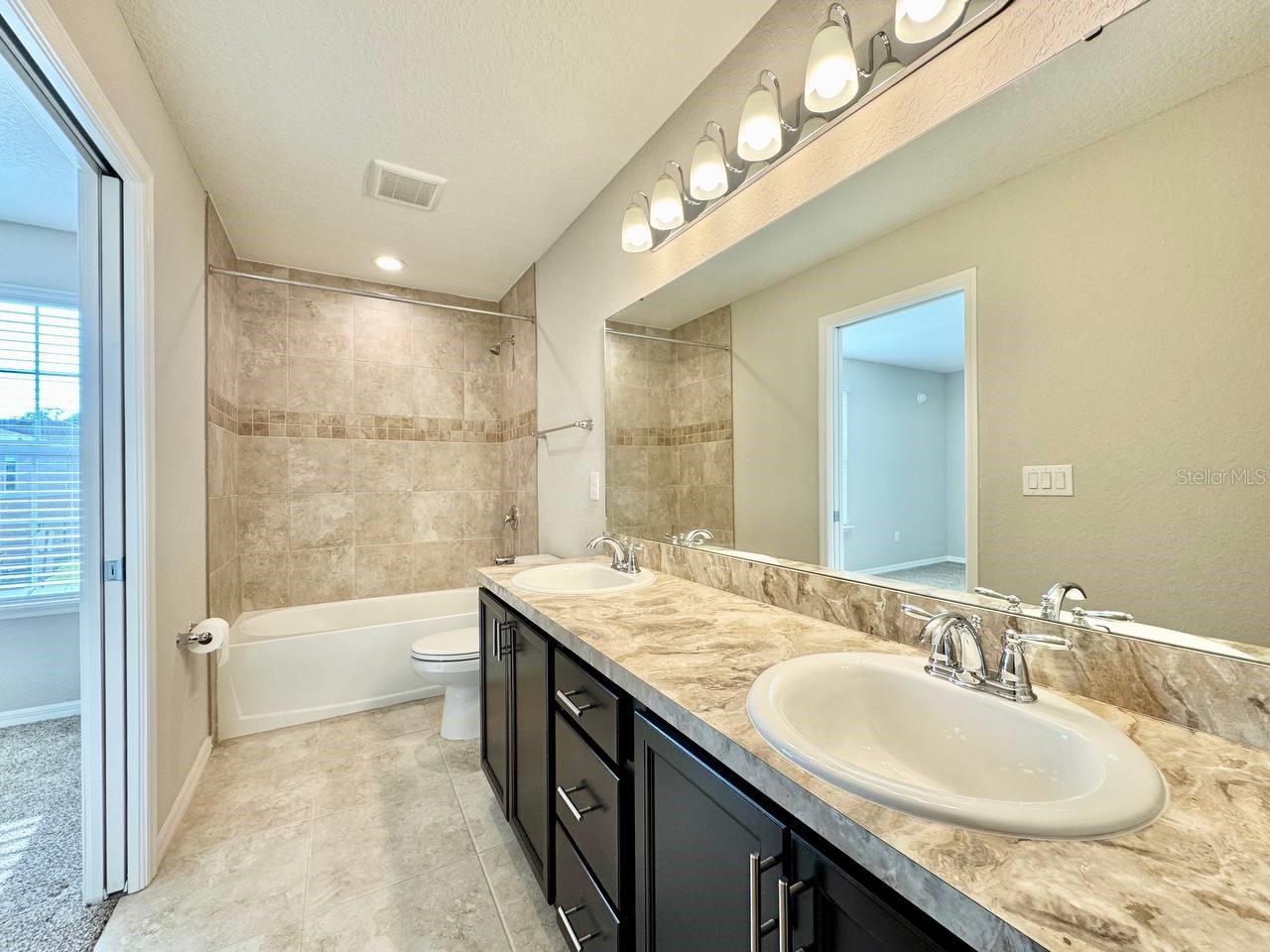 Image 20 of 35 For 13133 Sonoma Bend Place
