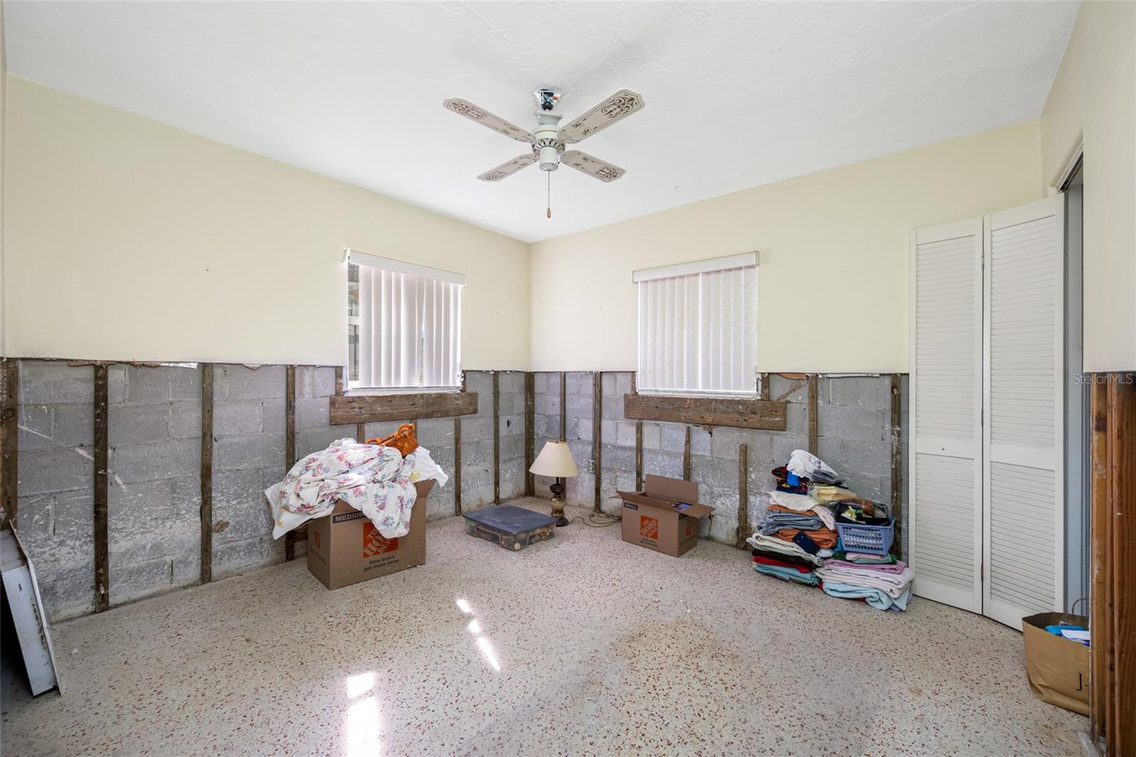 Image 15 of 30 For 2827 1st Street Ne