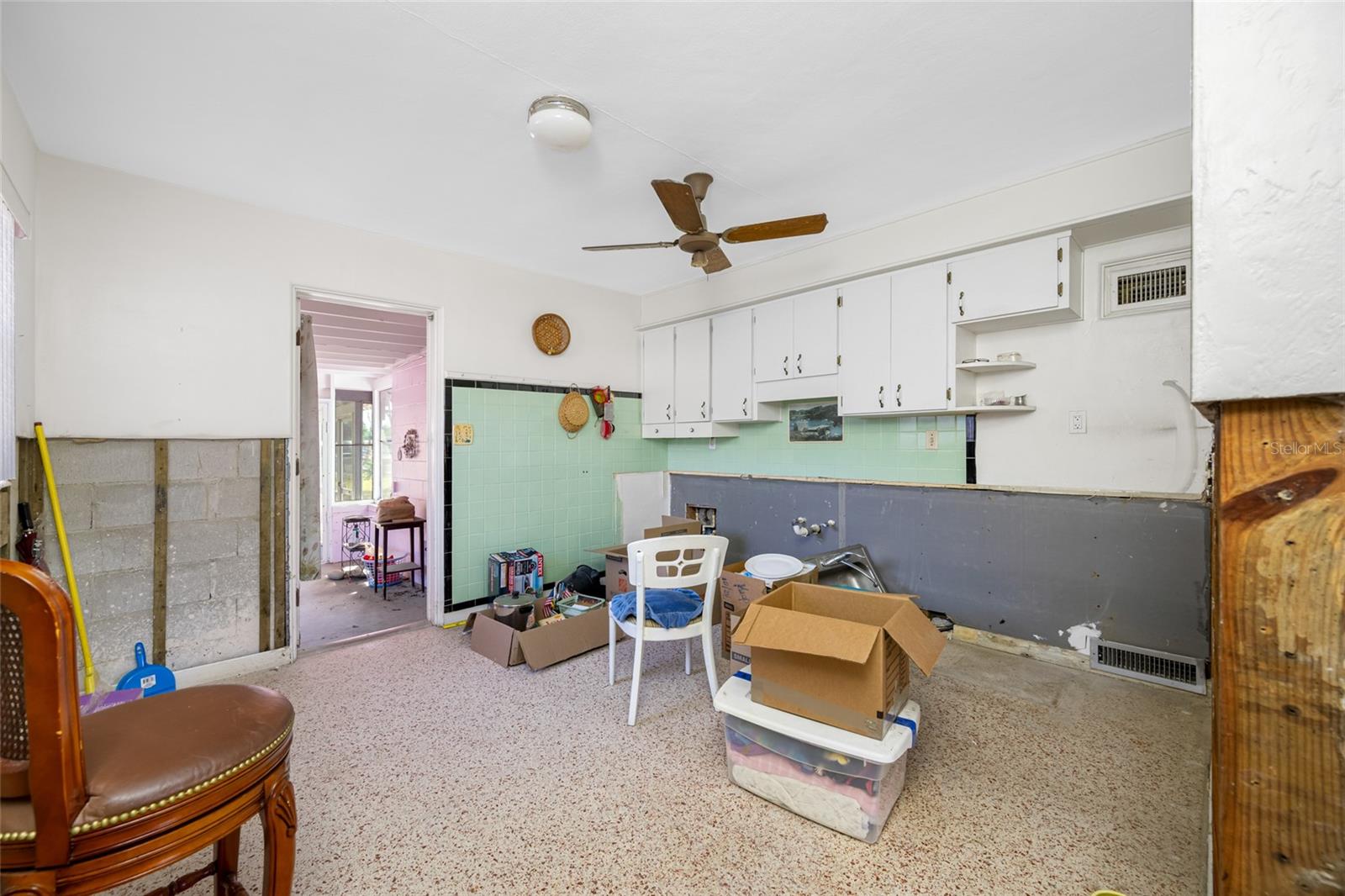 Image 16 of 30 For 2827 1st Street Ne