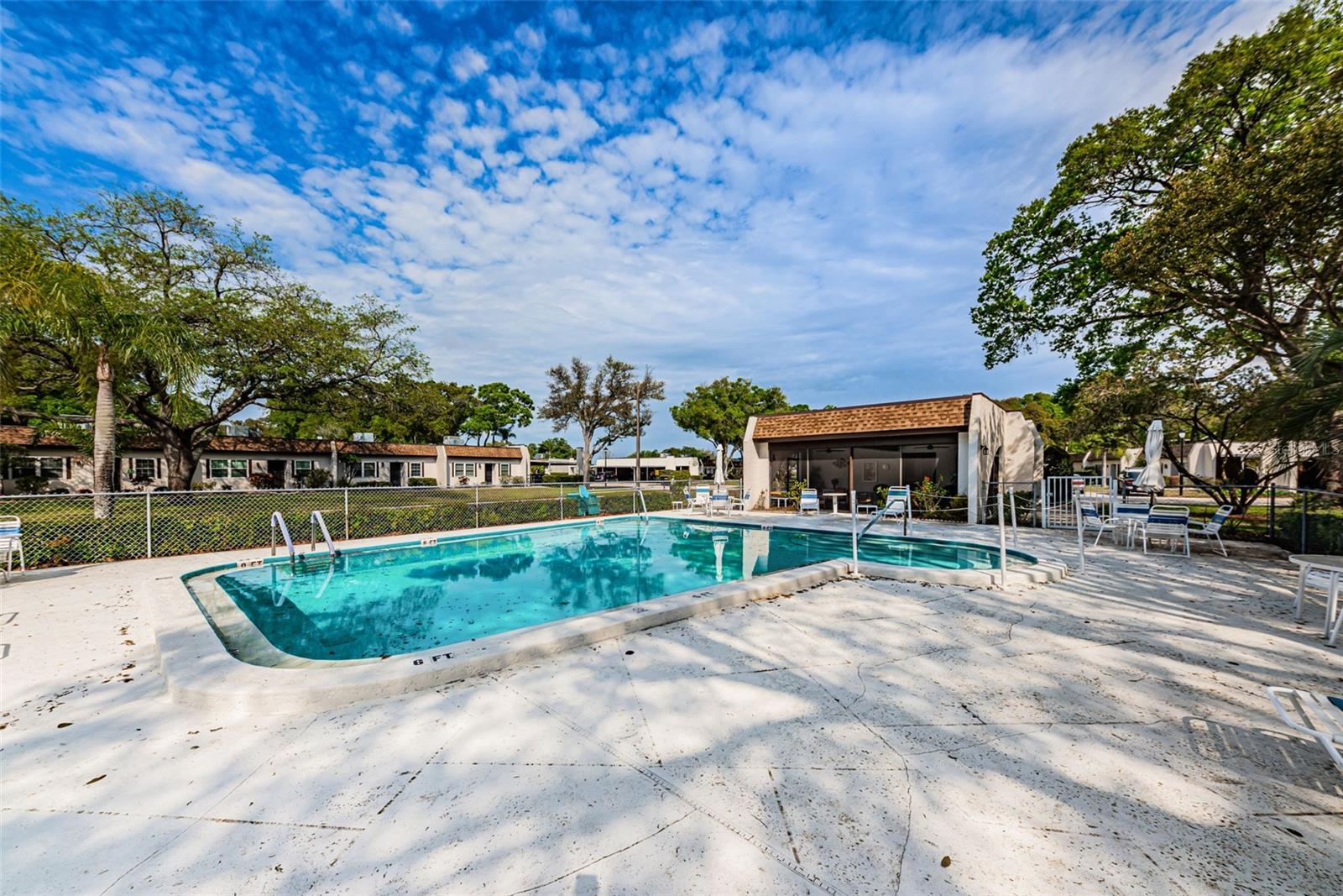 Listing photo id 34 for 3143 Mission Grove Drive
