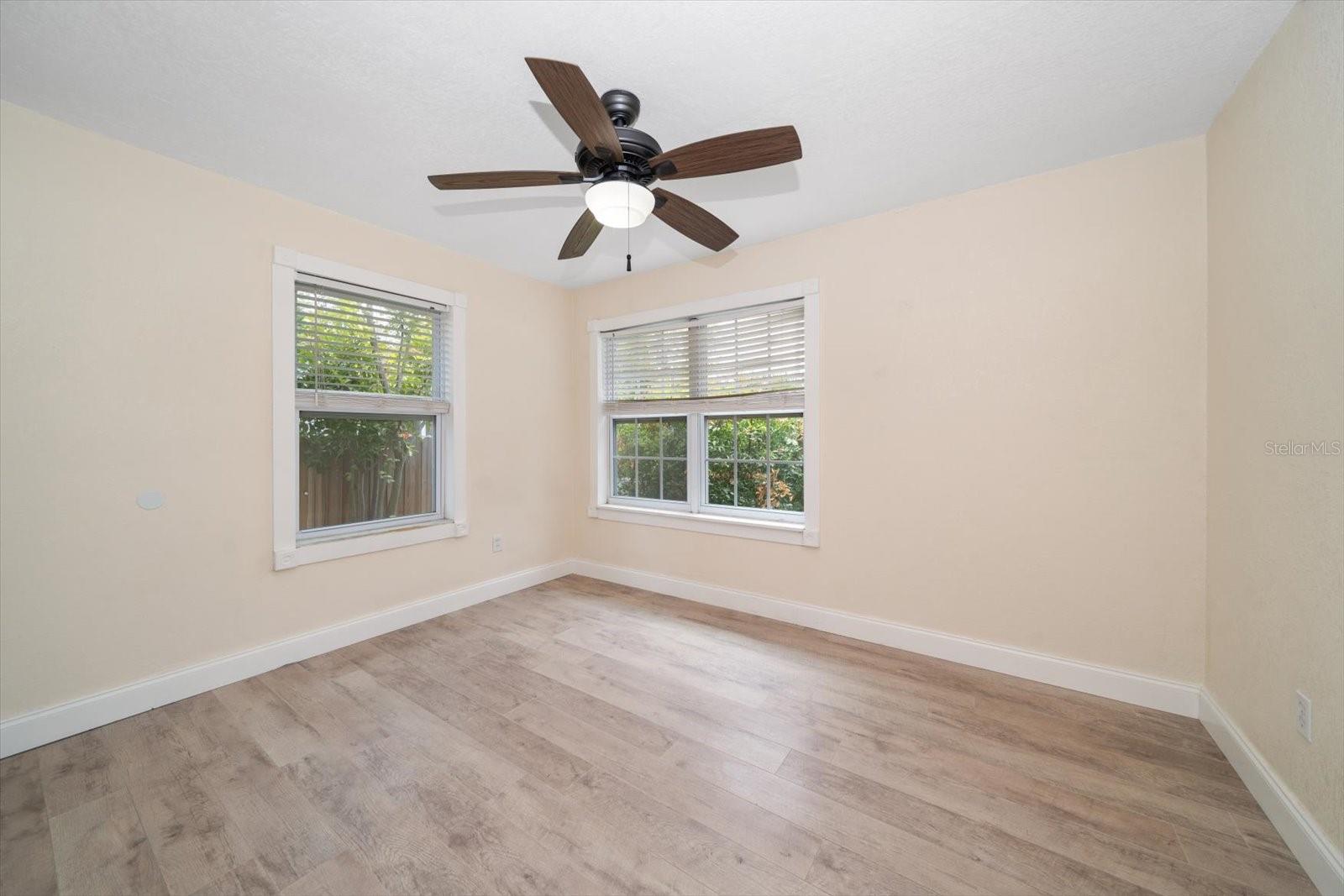 Image 11 of 21 For 2585 9th Avenue N