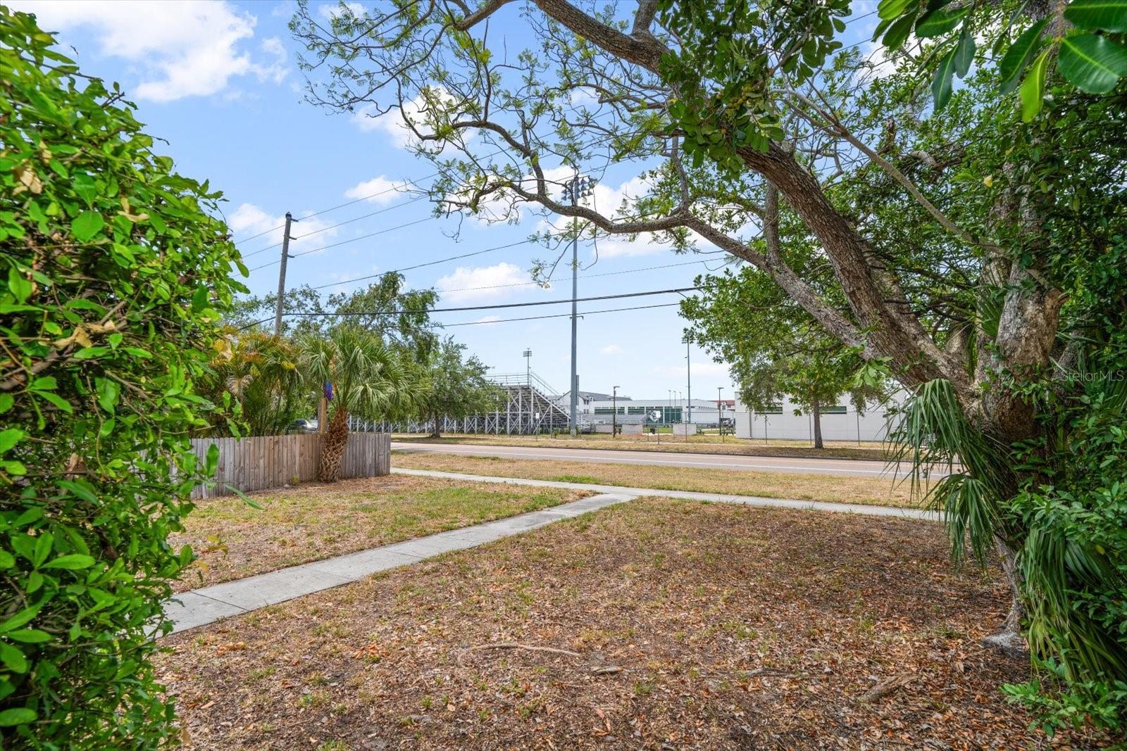 Image 17 of 21 For 2585 9th Avenue N