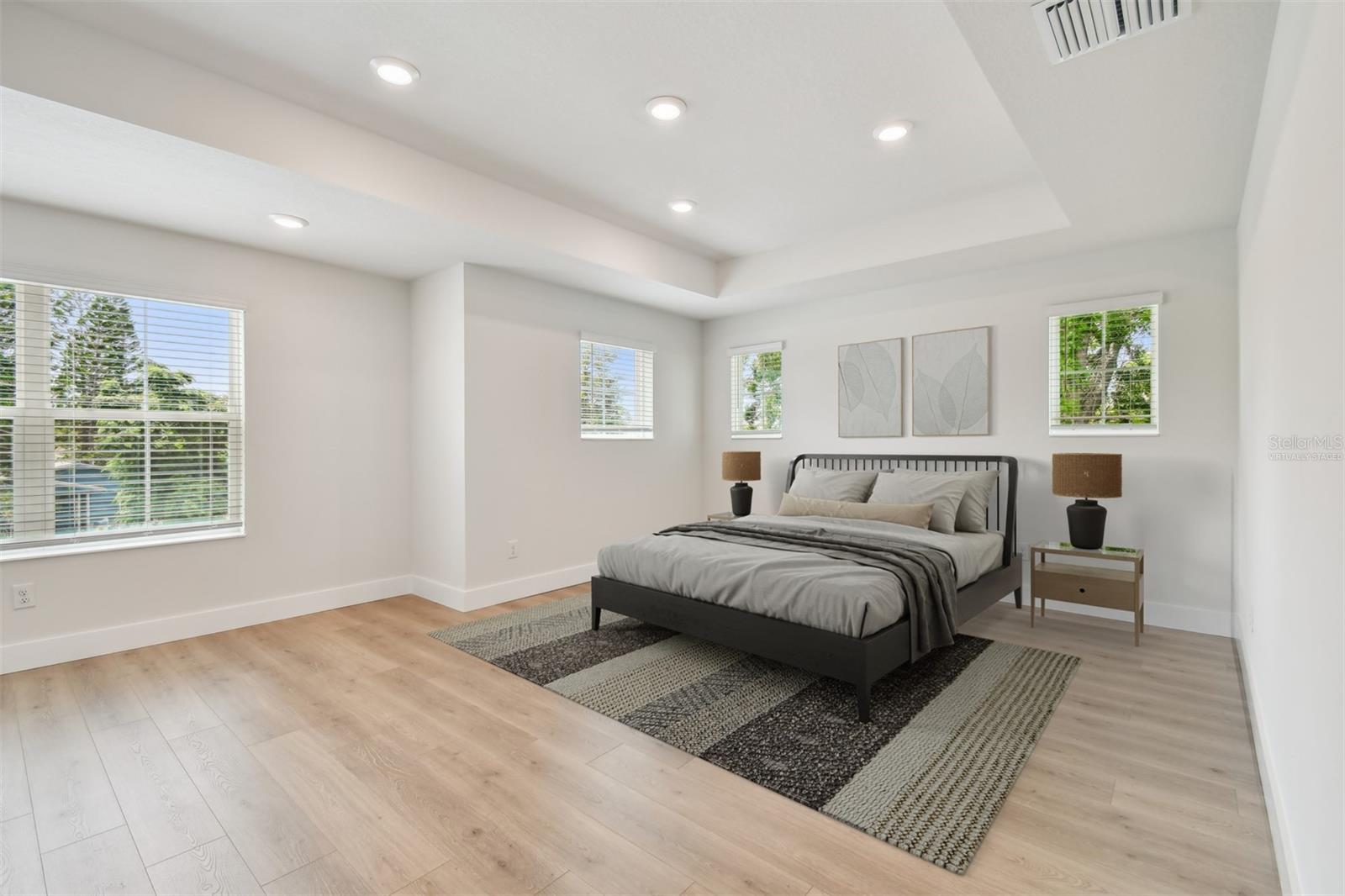 Image 20 of 44 For 5235 9th Avenue N