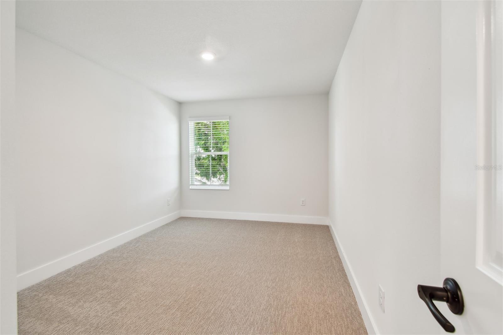 Image 28 of 44 For 5235 9th Avenue N