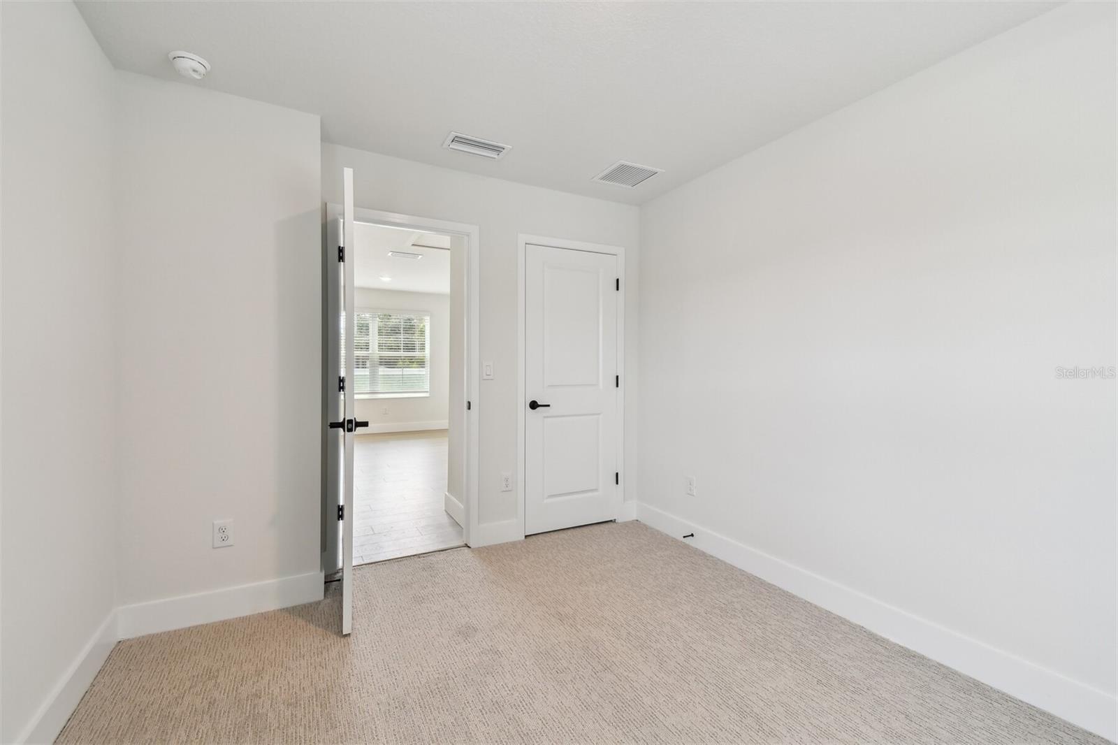 Image 29 of 44 For 5235 9th Avenue N