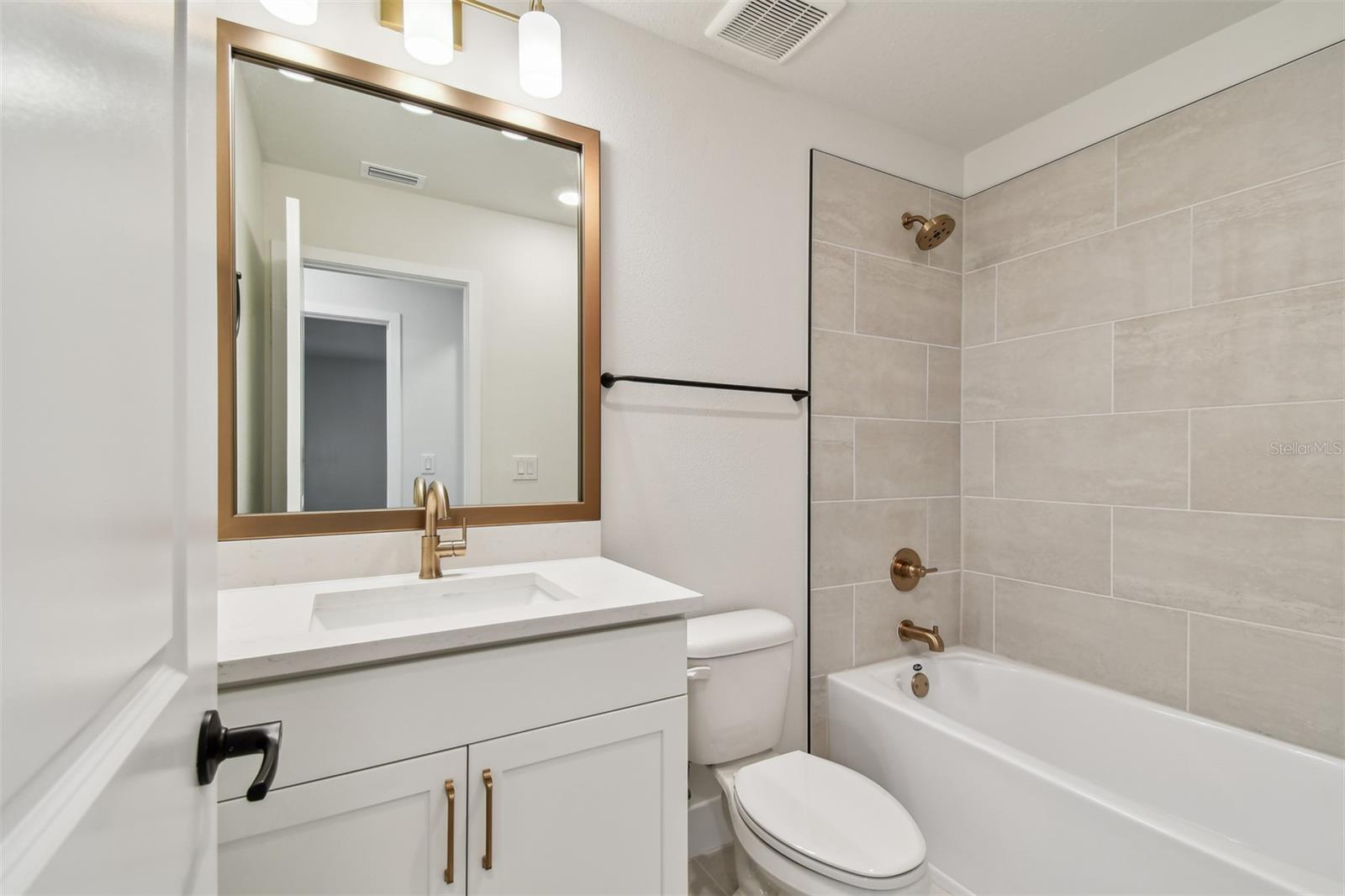 Image 30 of 44 For 5235 9th Avenue N