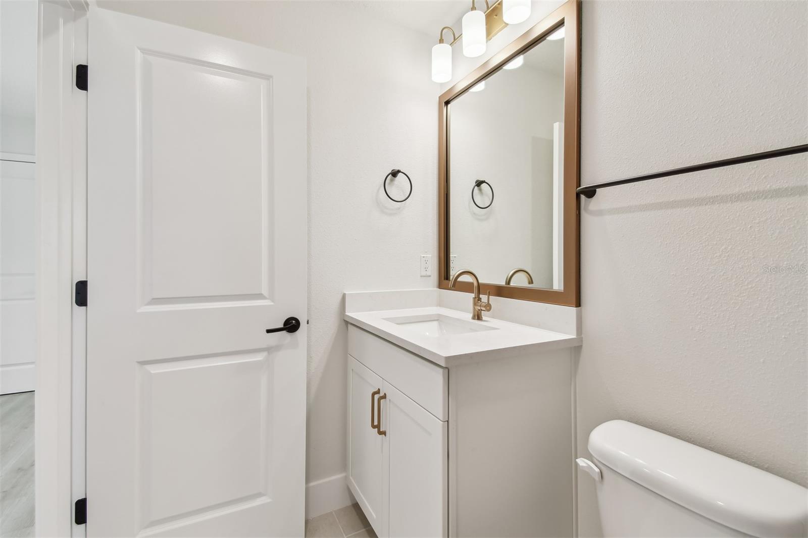 Image 31 of 44 For 5235 9th Avenue N