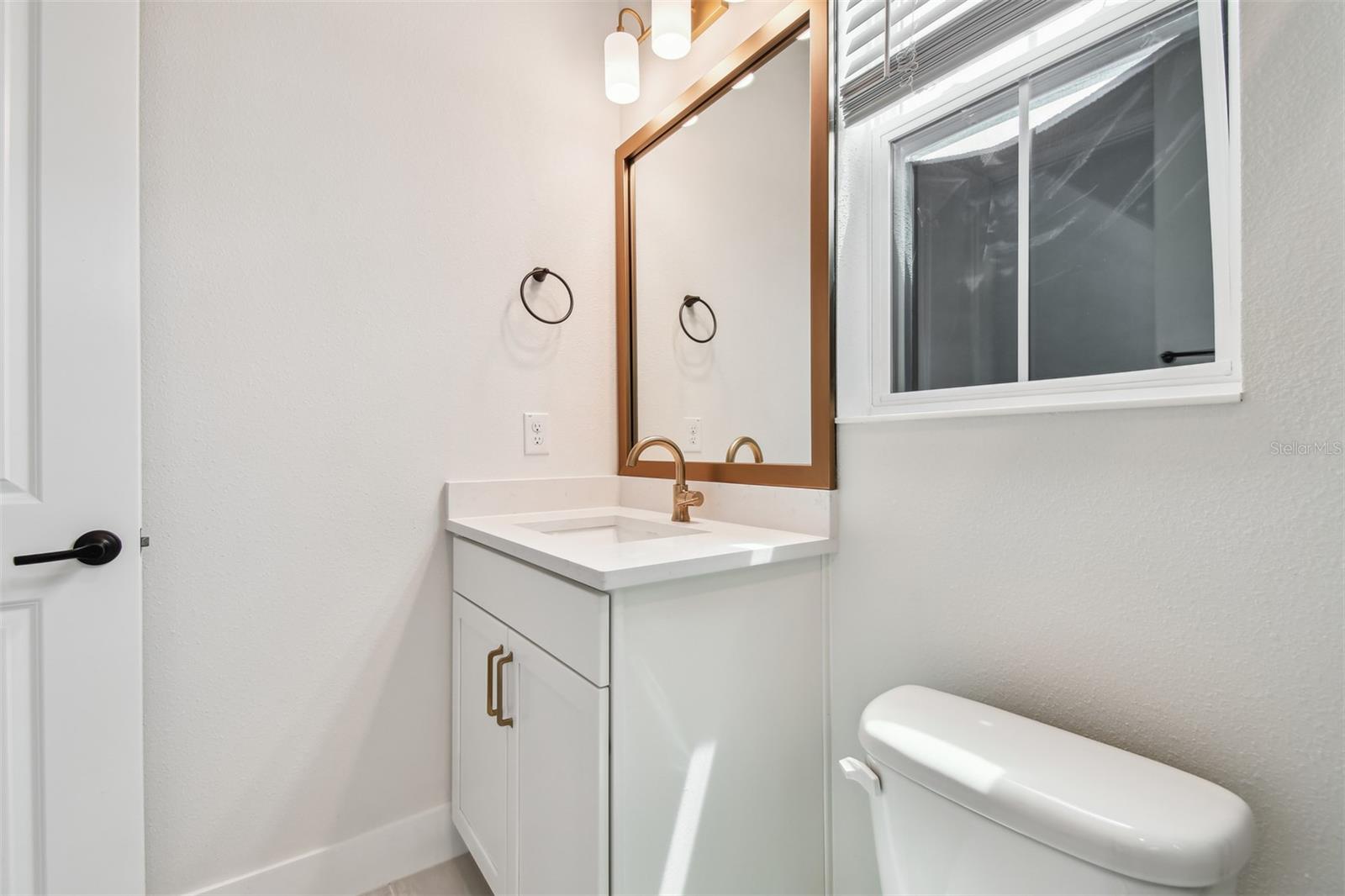 Image 35 of 44 For 5235 9th Avenue N