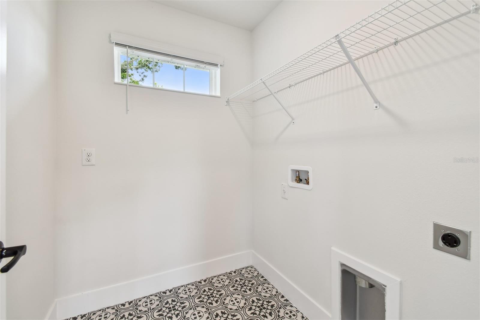 Image 40 of 44 For 5235 9th Avenue N