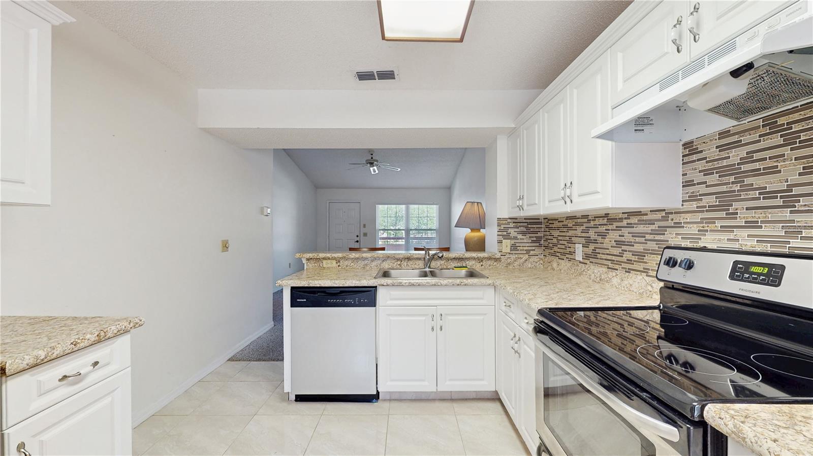 Image 11 of 24 For 7802 Hardwick Drive 1126