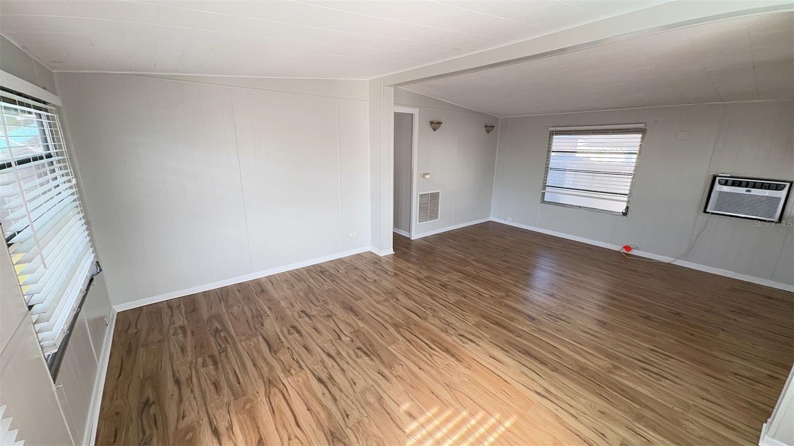 Image 6 of 32 For 4851 Gandy Boulevard B2l11