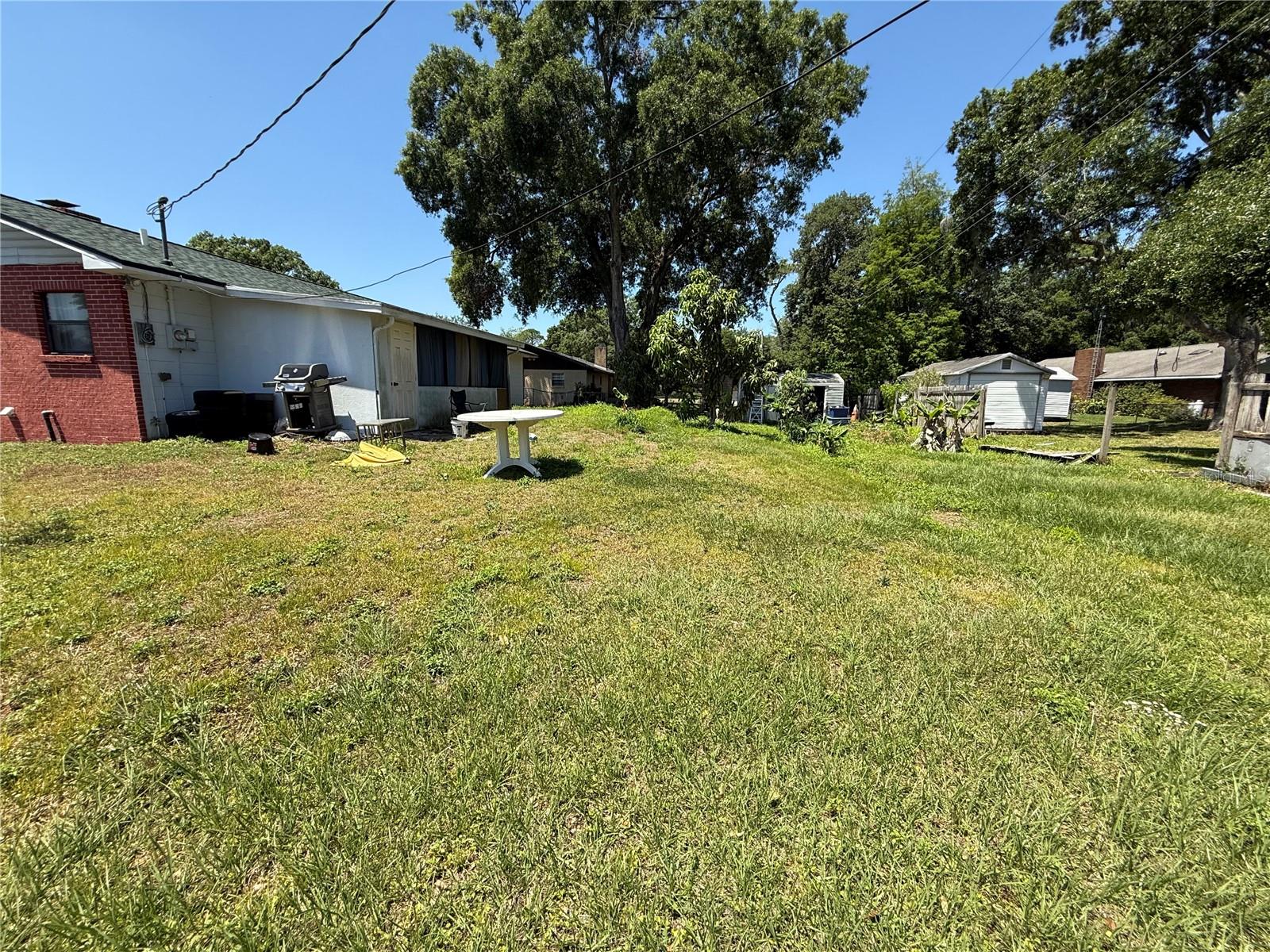 Image 20 of 23 For 231 Connie Lee Court