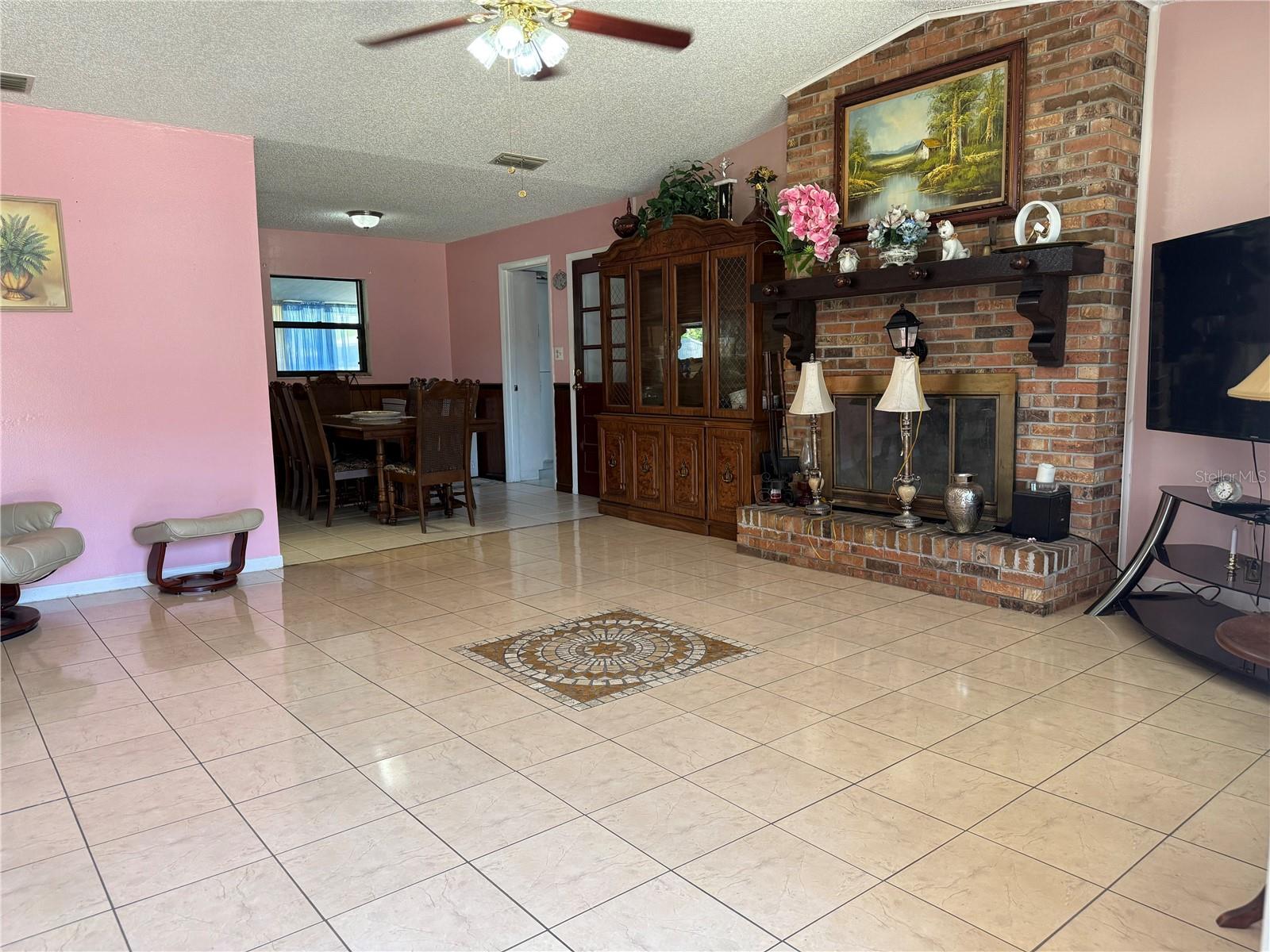 Image 3 of 23 For 231 Connie Lee Court