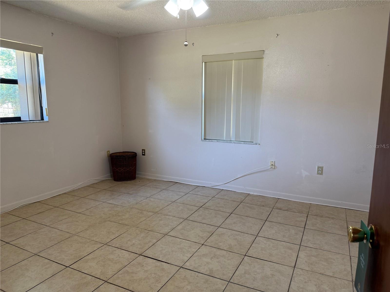 Image 9 of 23 For 231 Connie Lee Court