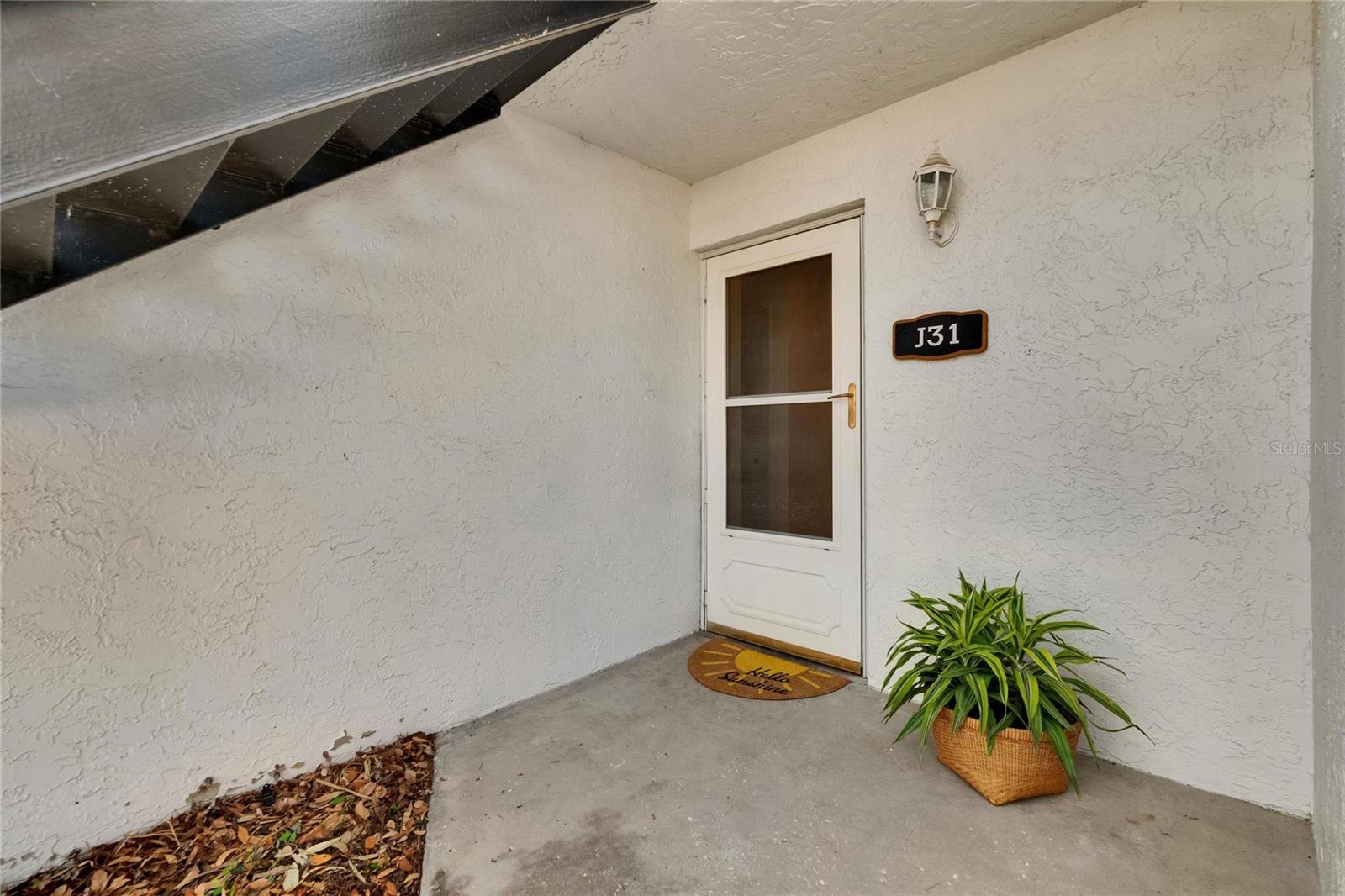 Image 2 of 62 For 3821 Oak Drive J31