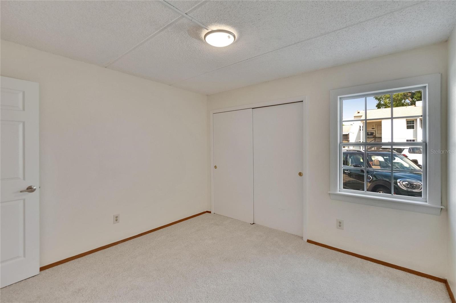 Image 22 of 62 For 3821 Oak Drive J31