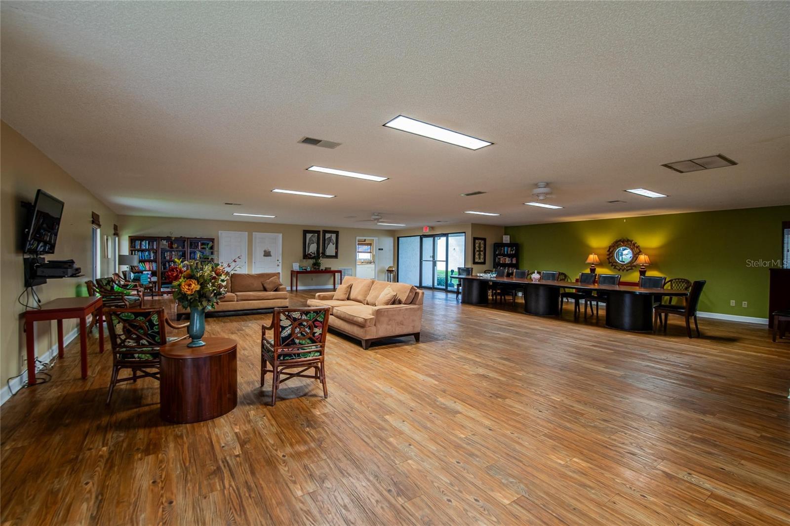 Image 61 of 62 For 3821 Oak Drive J31
