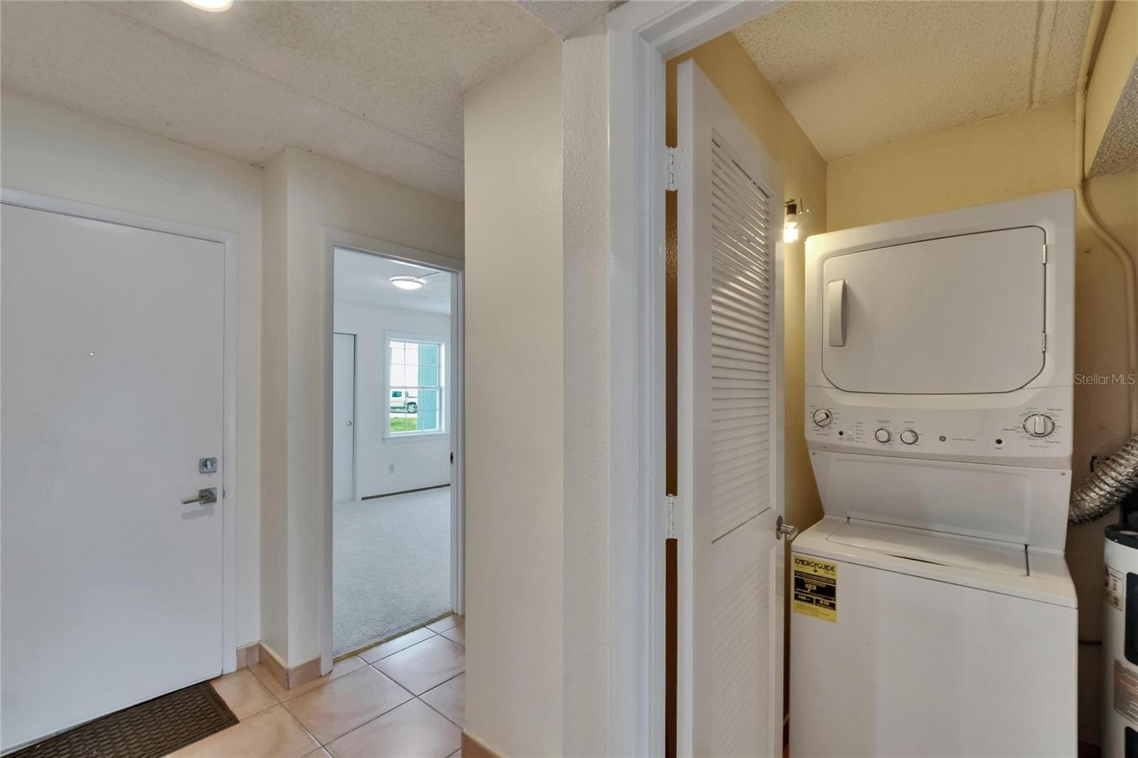Image 7 of 62 For 3821 Oak Drive J31