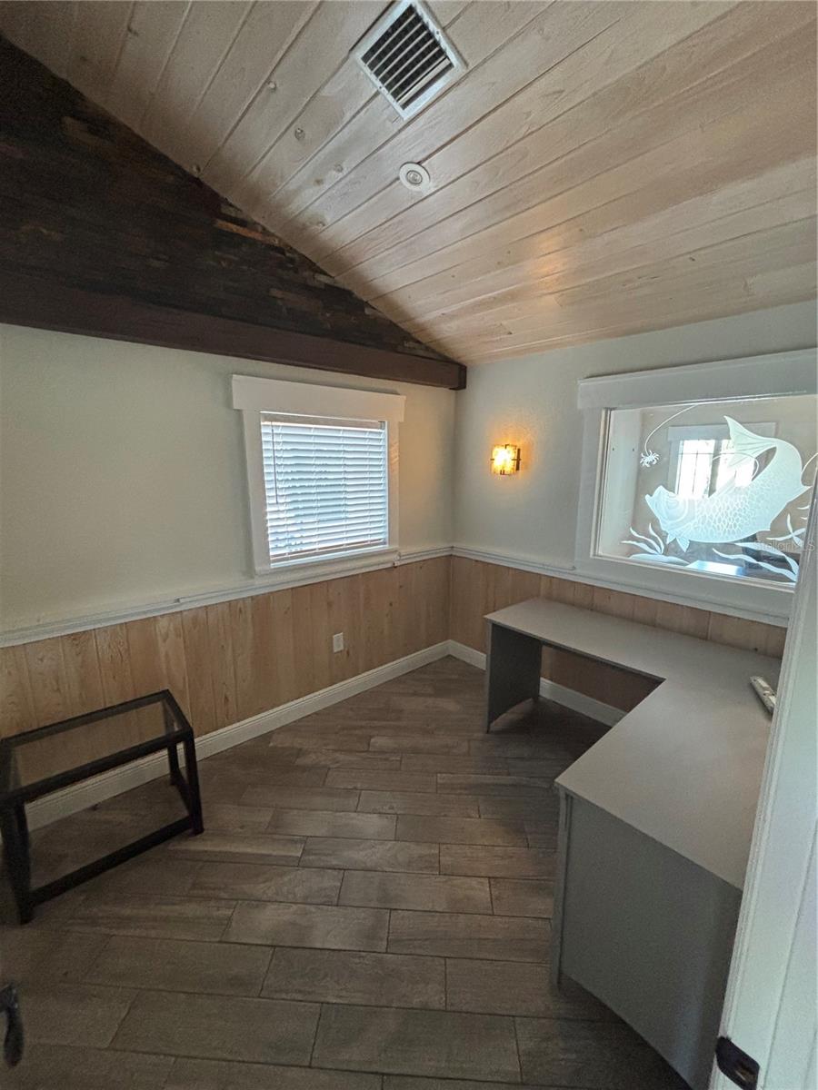 Image 5 of 7 For 311 Belleview Boulevard