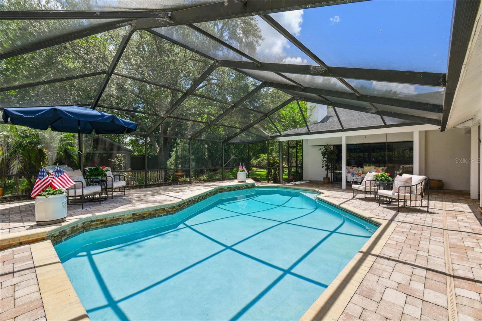 Image 13 of 50 For 506 Crystal Grove Boulevard