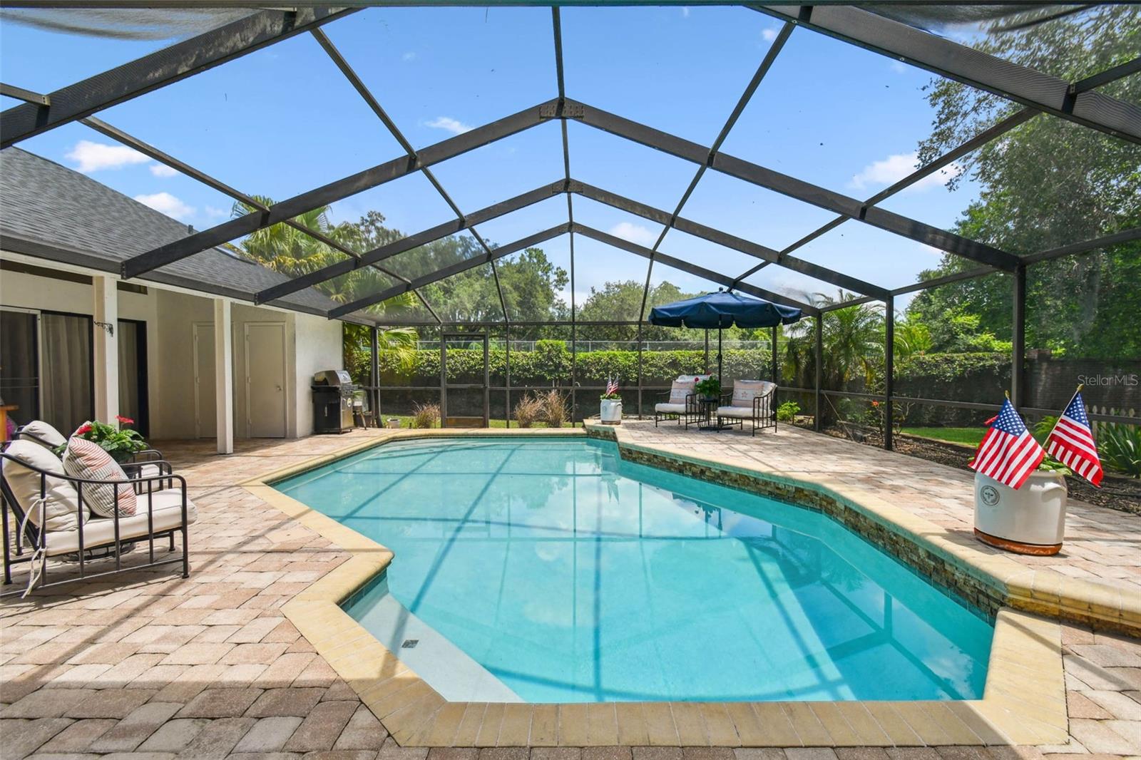 Image 14 of 50 For 506 Crystal Grove Boulevard