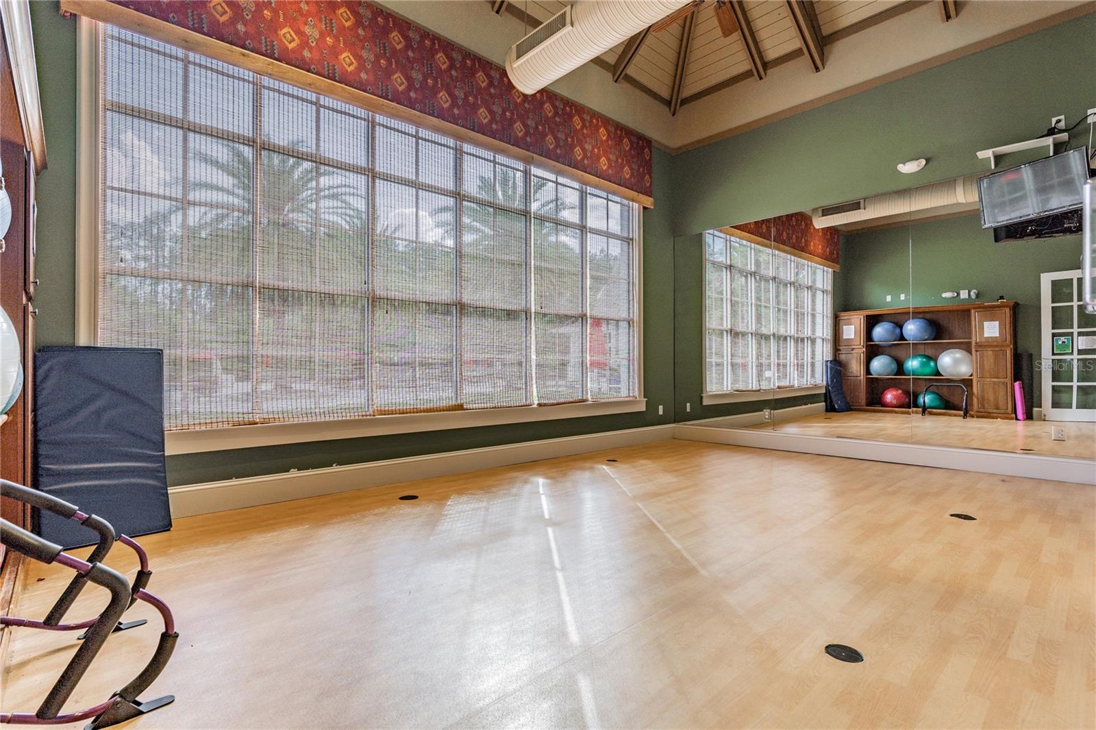 Image 71 of 89 For 19123 Sunset Bay Drive