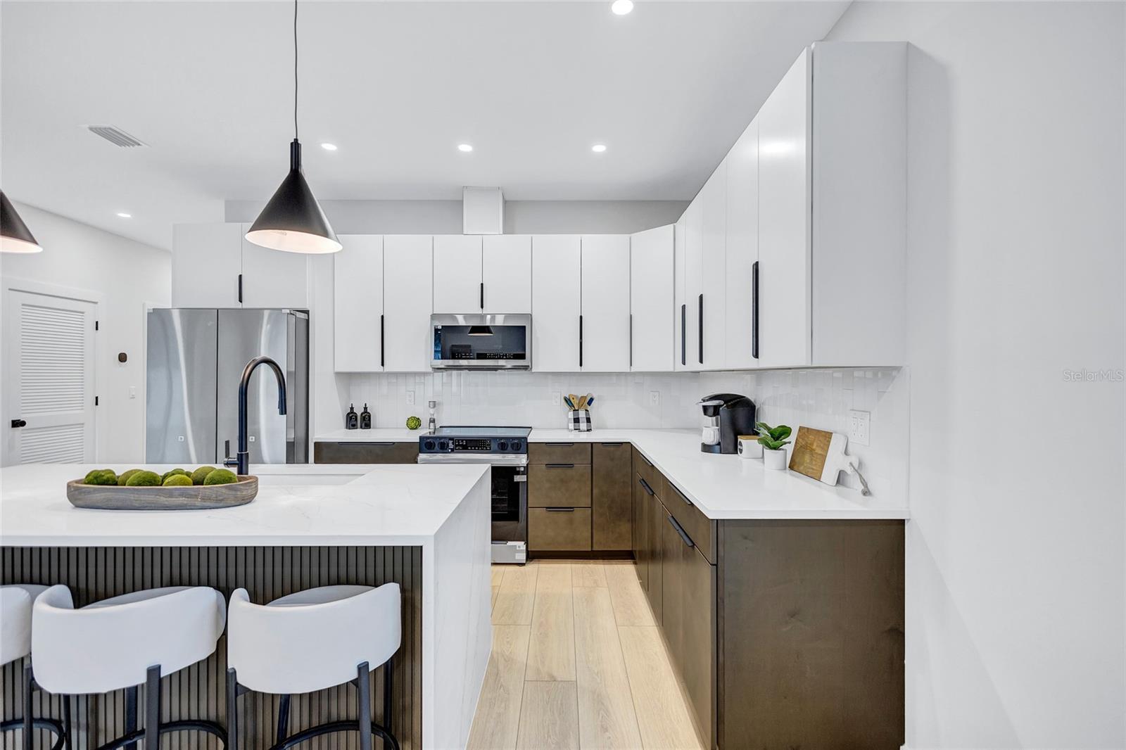 Image 10 of 46 For 5518 Newton Avenue S