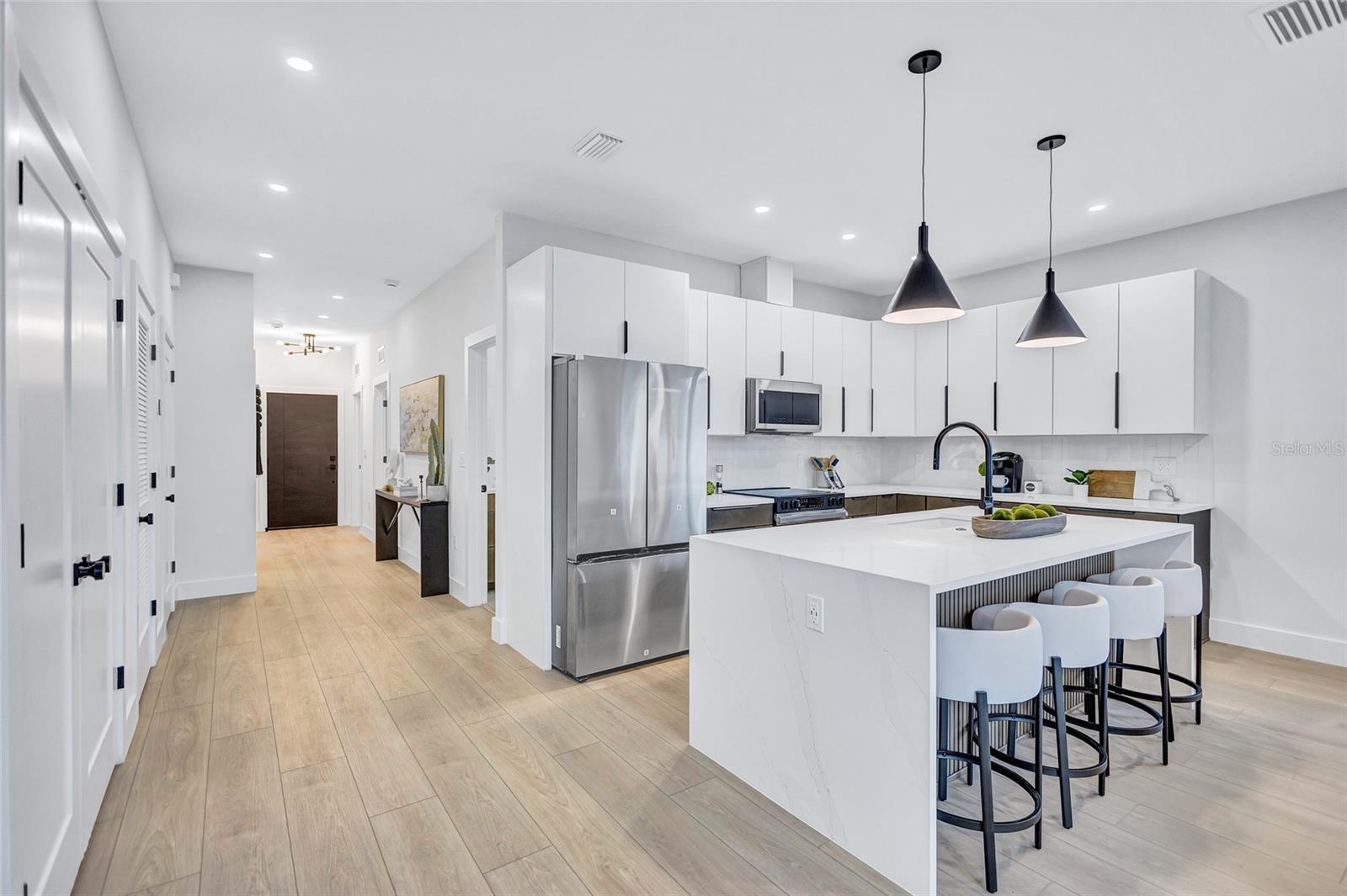 Image 11 of 46 For 5518 Newton Avenue S