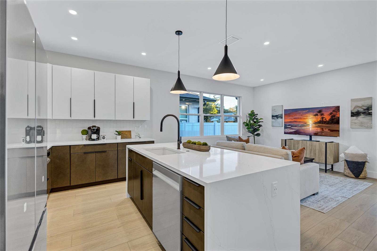 Image 12 of 46 For 5518 Newton Avenue S