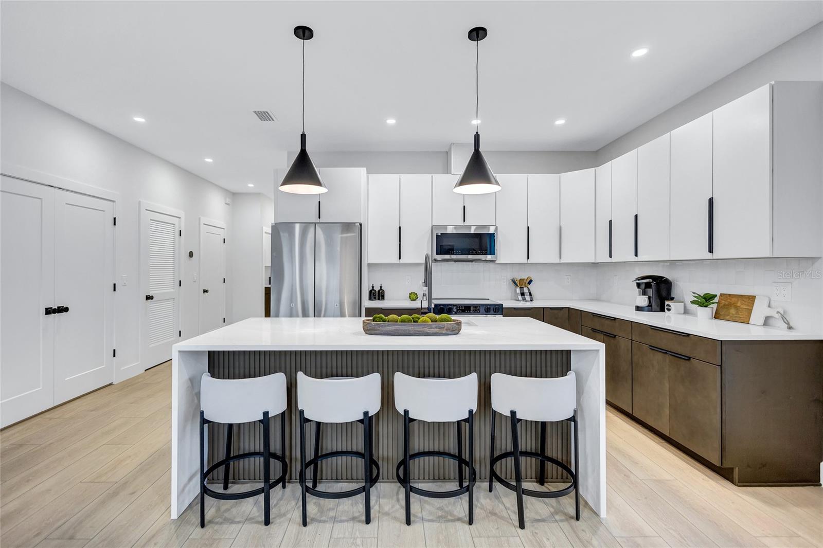 Image 14 of 46 For 5518 Newton Avenue S