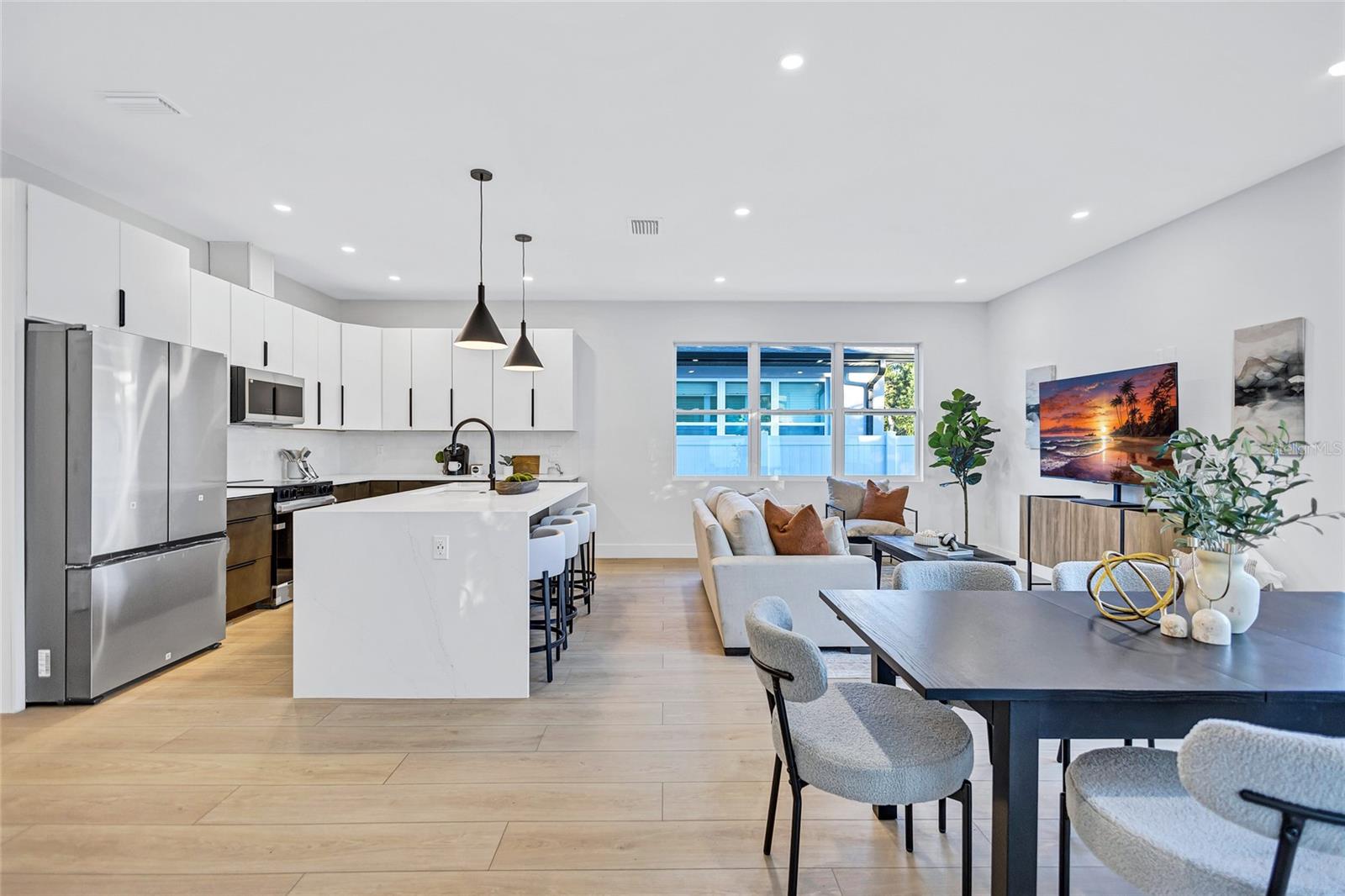 Image 16 of 46 For 5518 Newton Avenue S