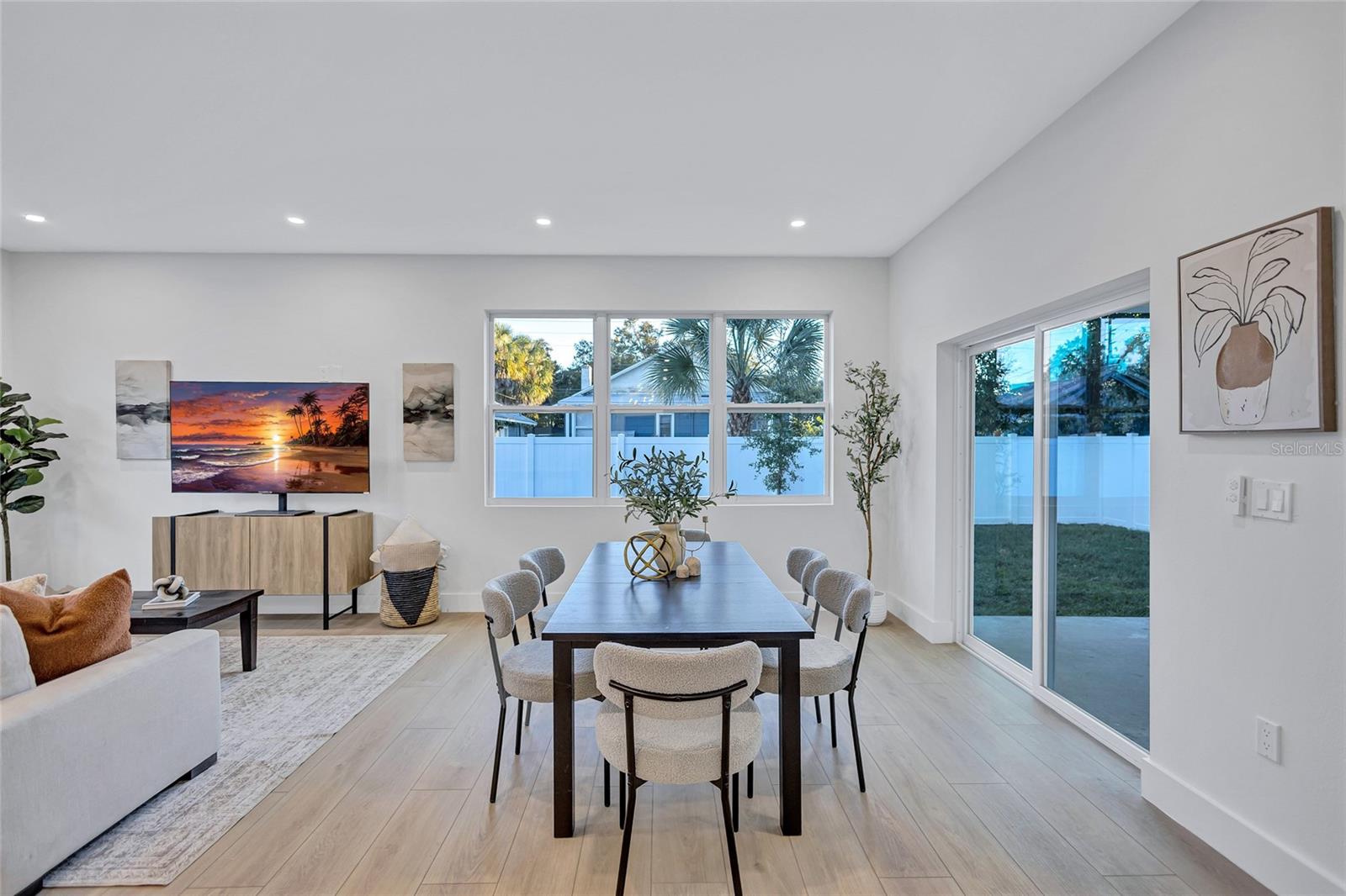 Image 17 of 46 For 5518 Newton Avenue S