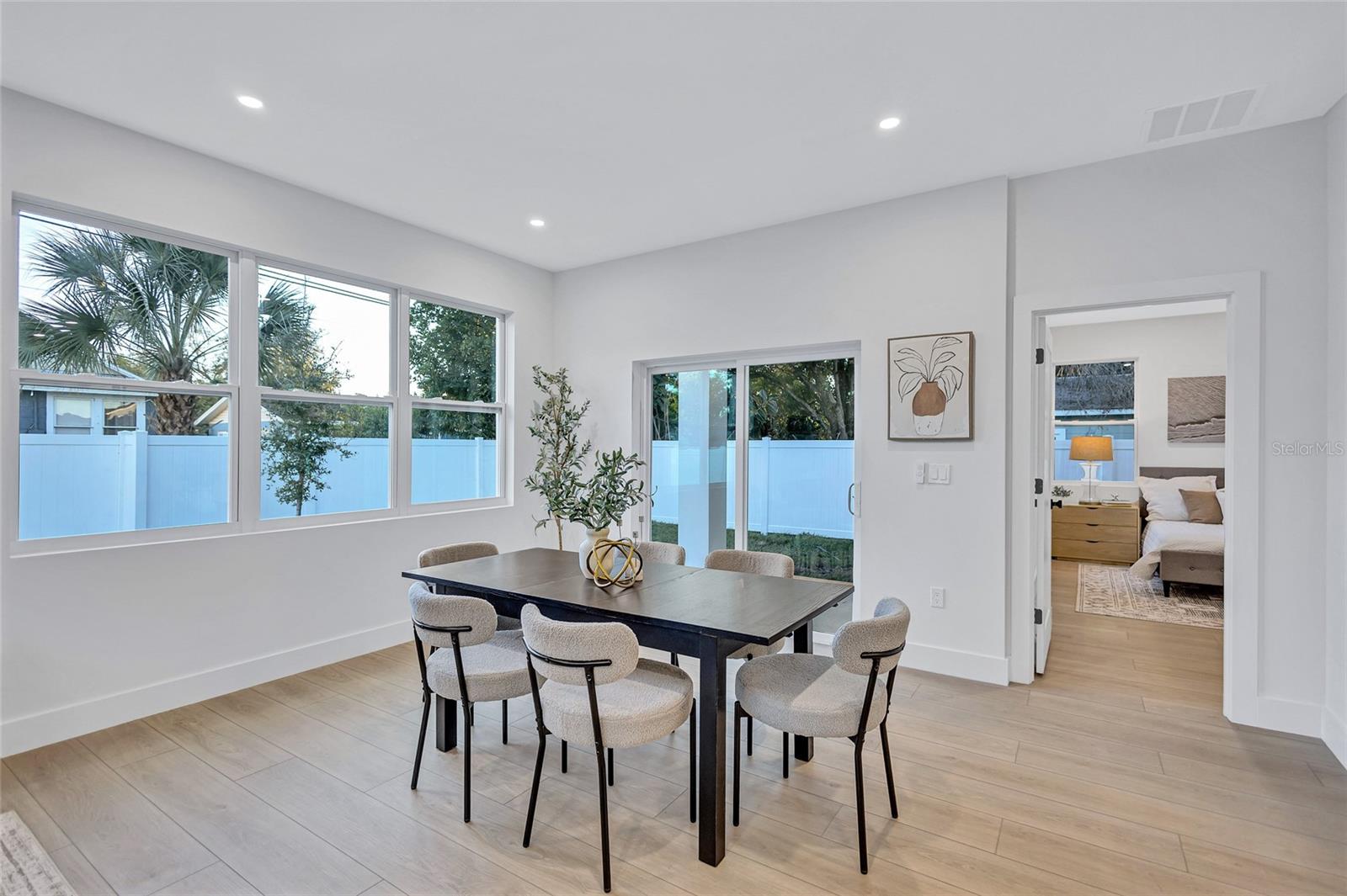 Image 18 of 46 For 5518 Newton Avenue S