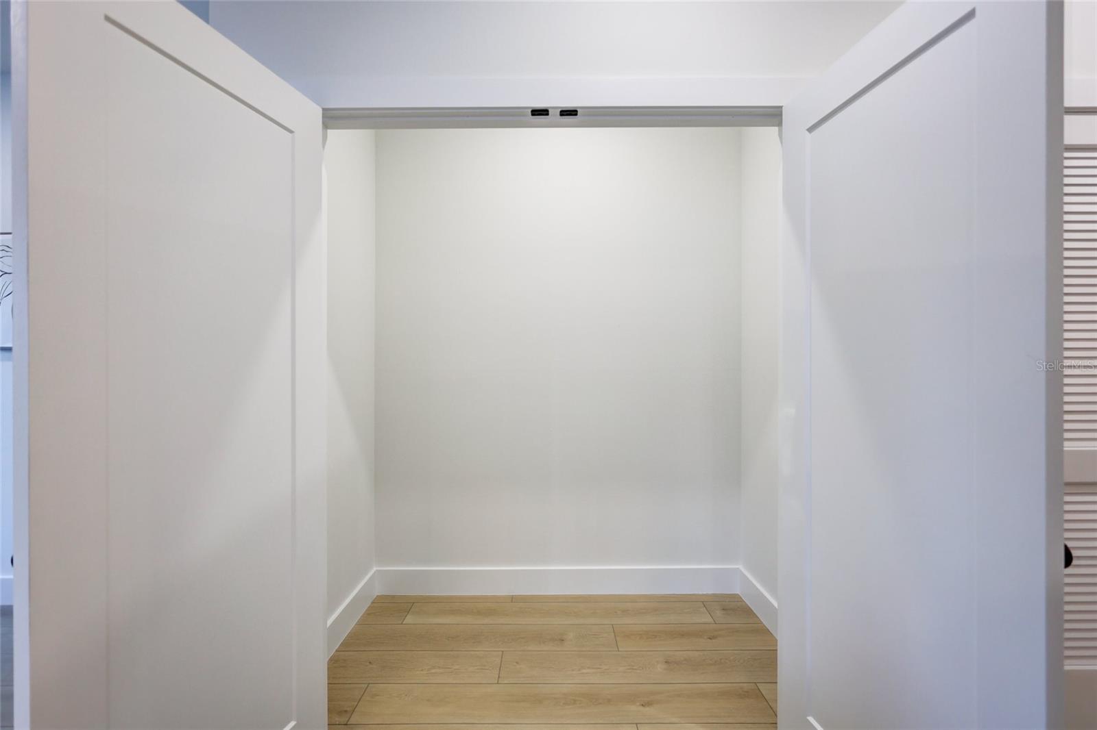 Image 27 of 46 For 5518 Newton Avenue S