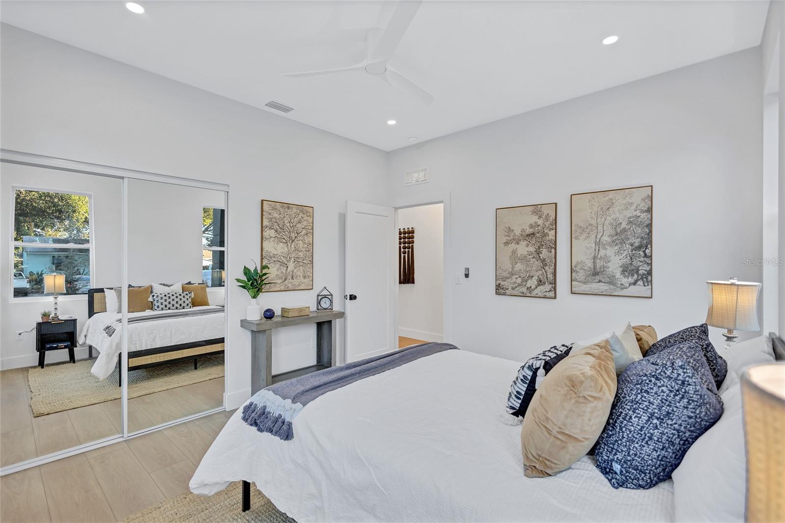 Image 31 of 46 For 5518 Newton Avenue S