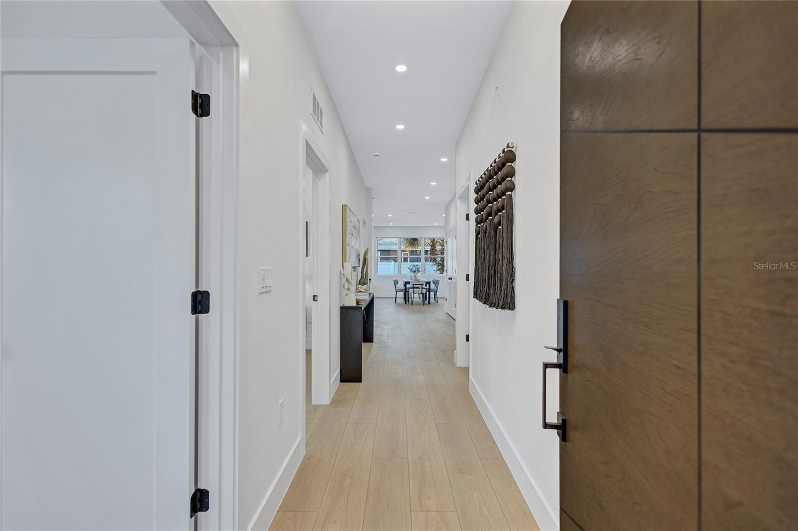 Image 6 of 46 For 5518 Newton Avenue S