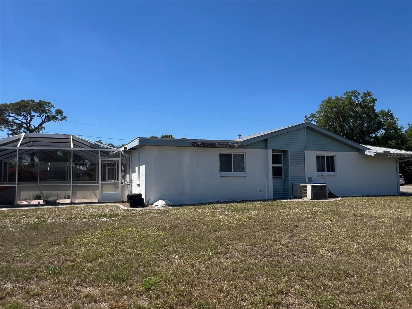 Image 3 of 3 For 22237 Lockport Avenue