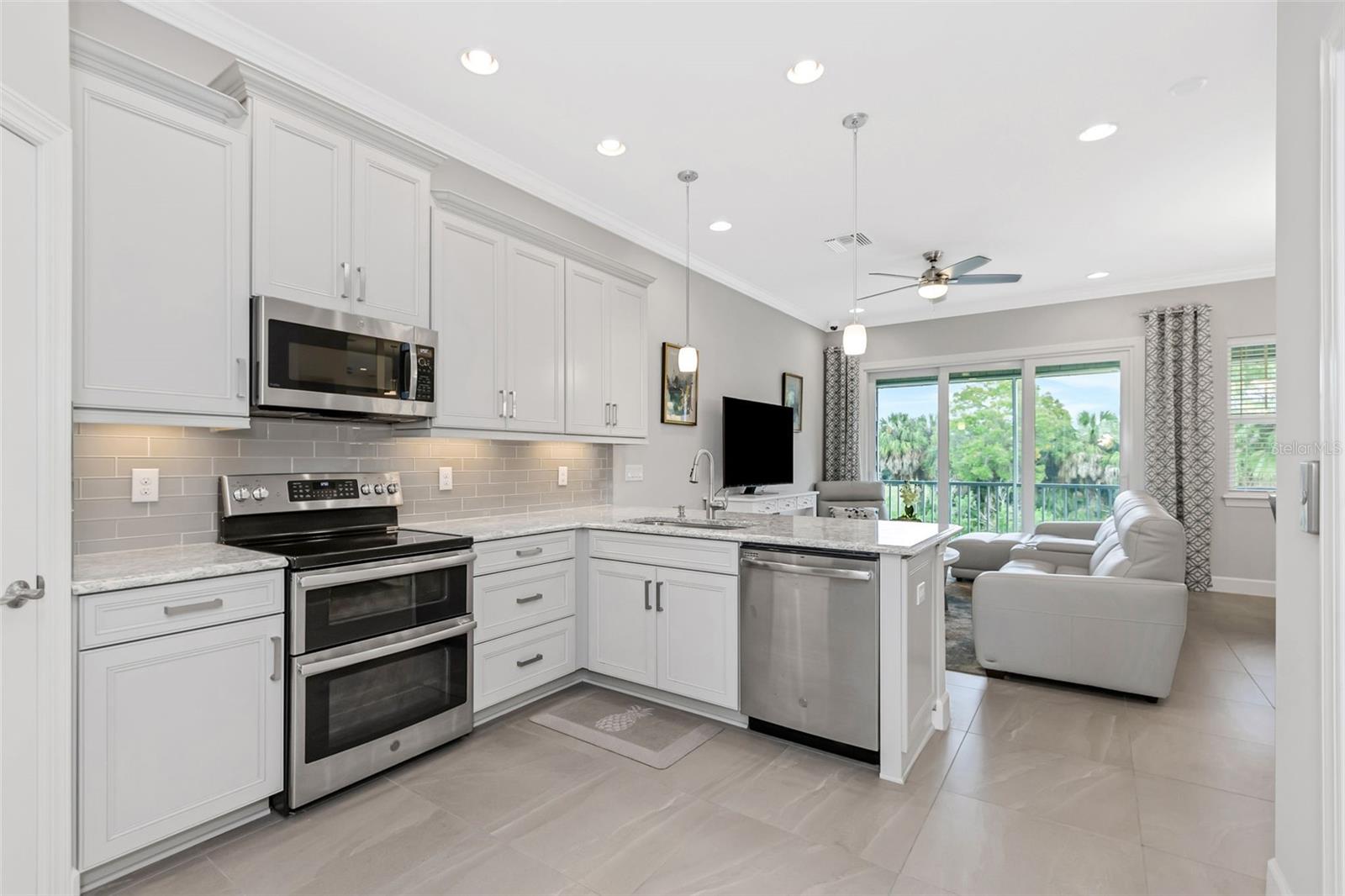 Image 4 of 37 For 4111 Rocky Shores Drive