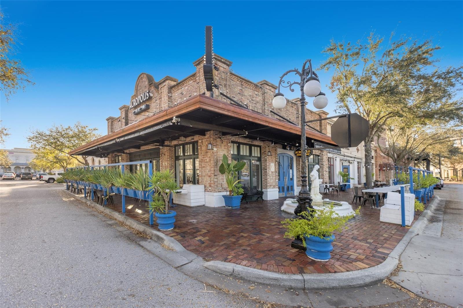 Listing photo id 52 for 11109 Great Neck Road