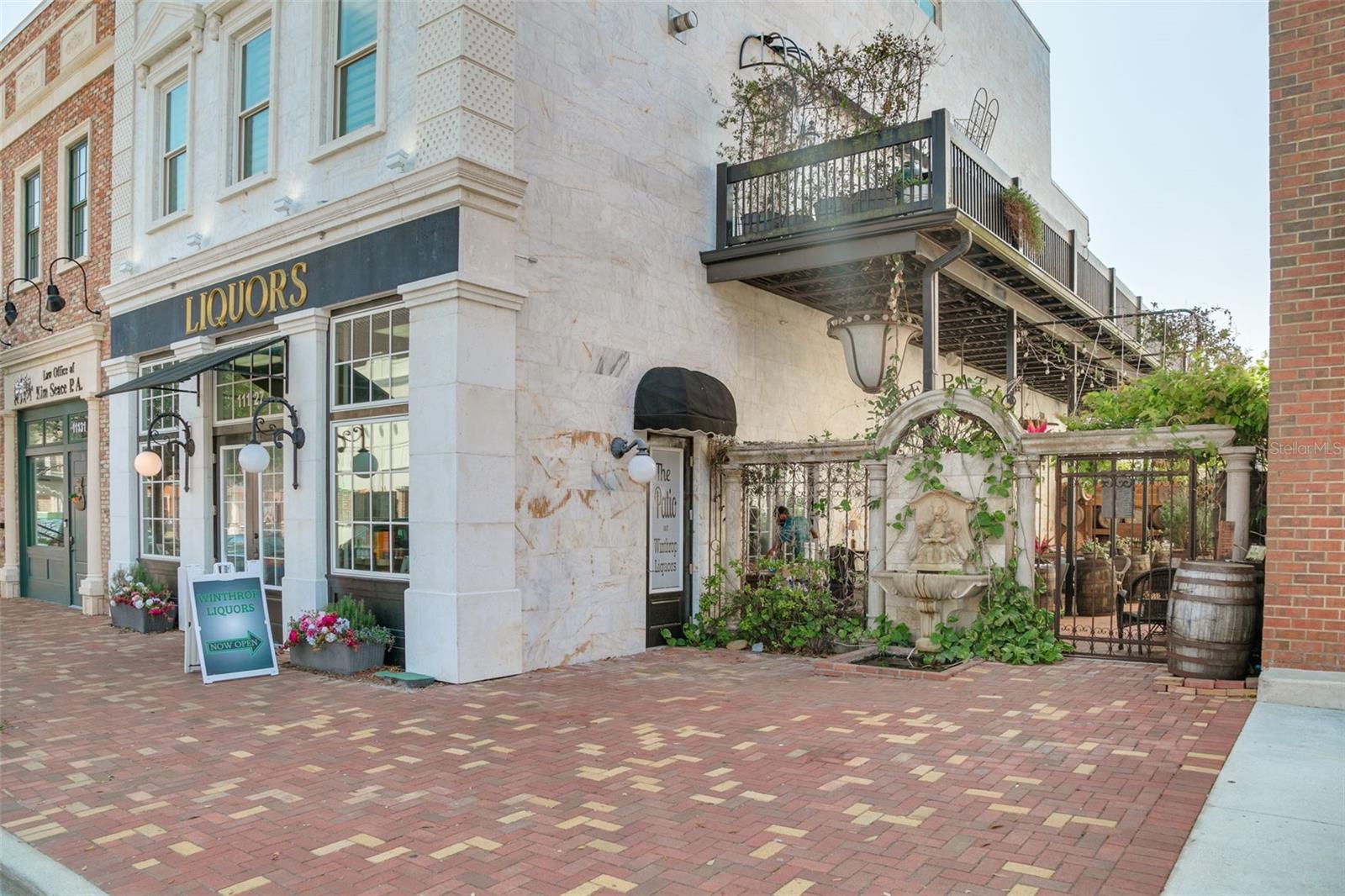 Listing photo id 56 for 11109 Great Neck Road