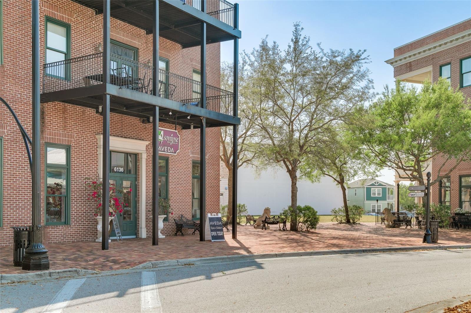 Listing photo id 58 for 11109 Great Neck Road