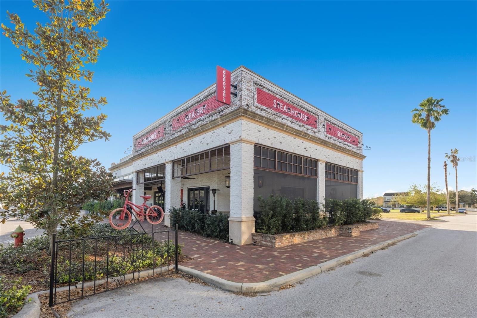 Listing photo id 60 for 11109 Great Neck Road
